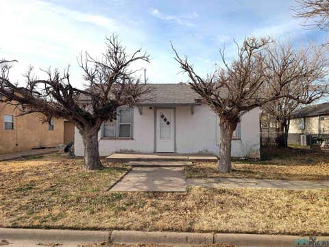 Homes For Sale - 1004 S Ave A Avenue<br/> Roosevelt County, Portales, NM 88130
