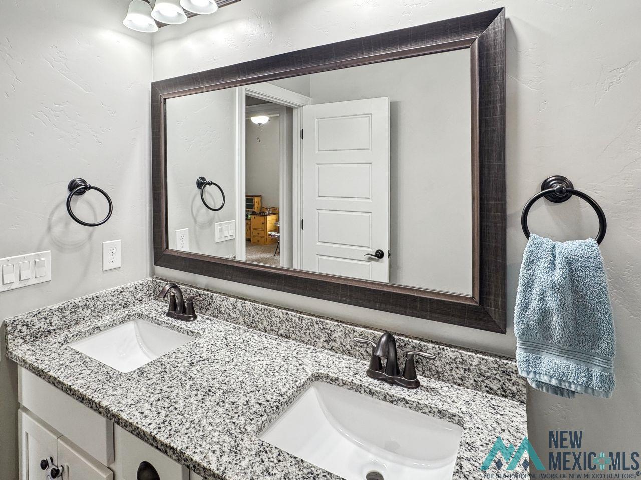 406 Plantation Court, Carlsbad, Texas image 32