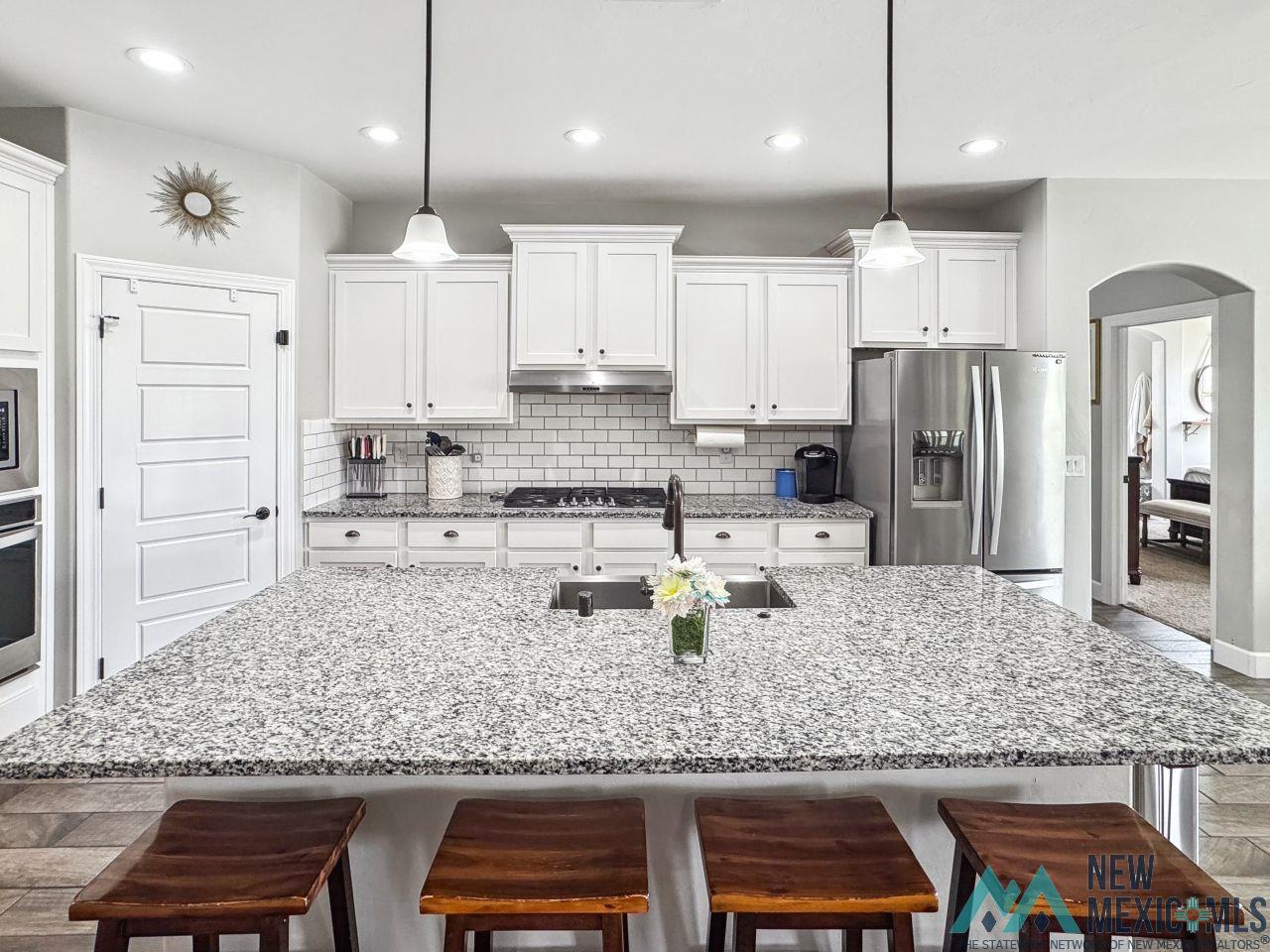 406 Plantation Court, Carlsbad, Texas image 14