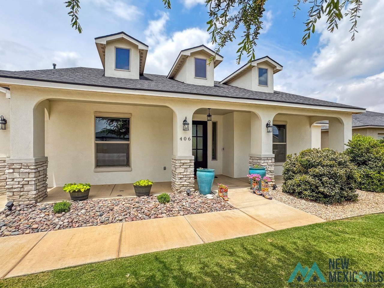 406 Plantation Court, Carlsbad, Texas image 5