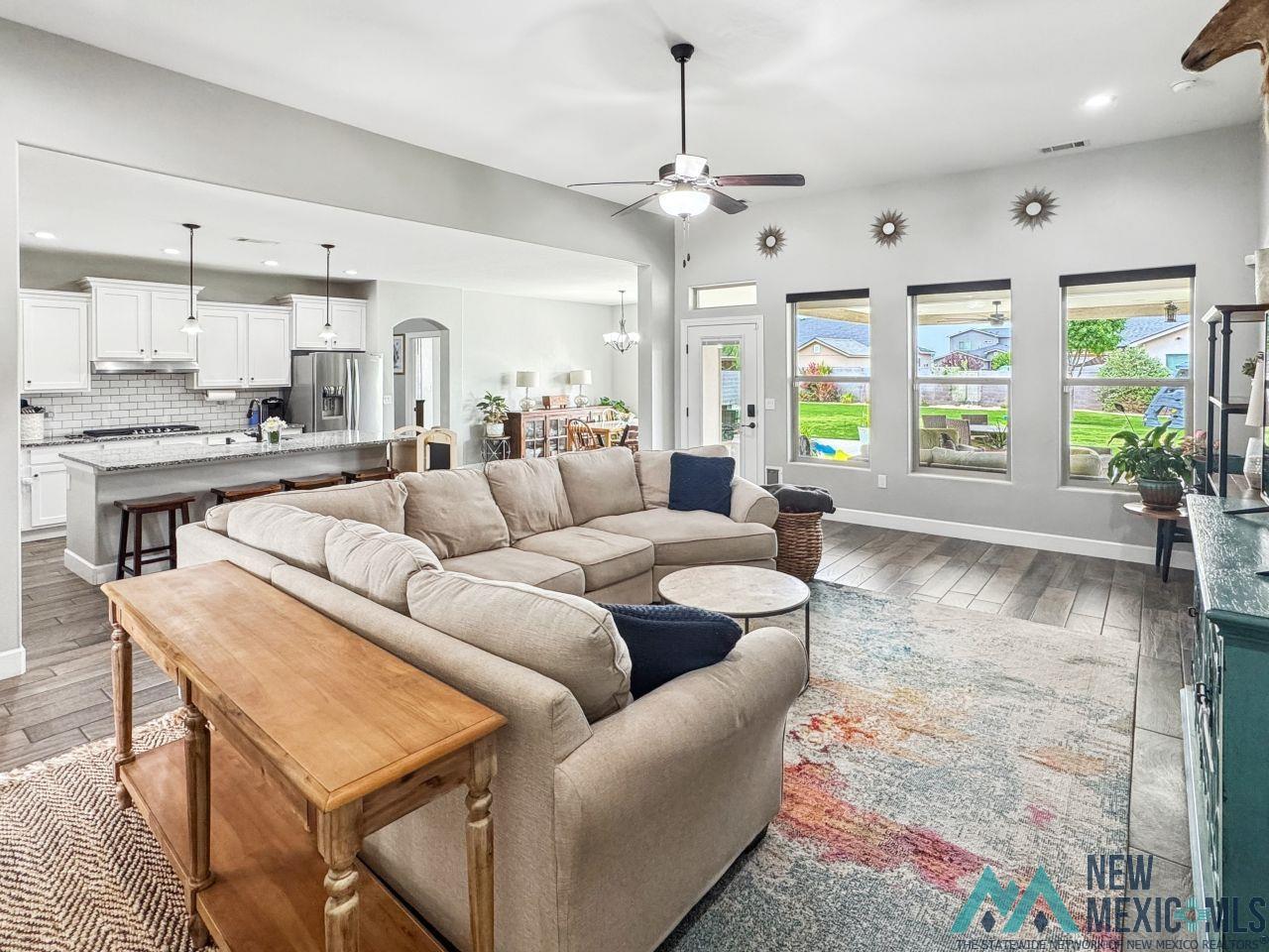 406 Plantation Court, Carlsbad, Texas image 12