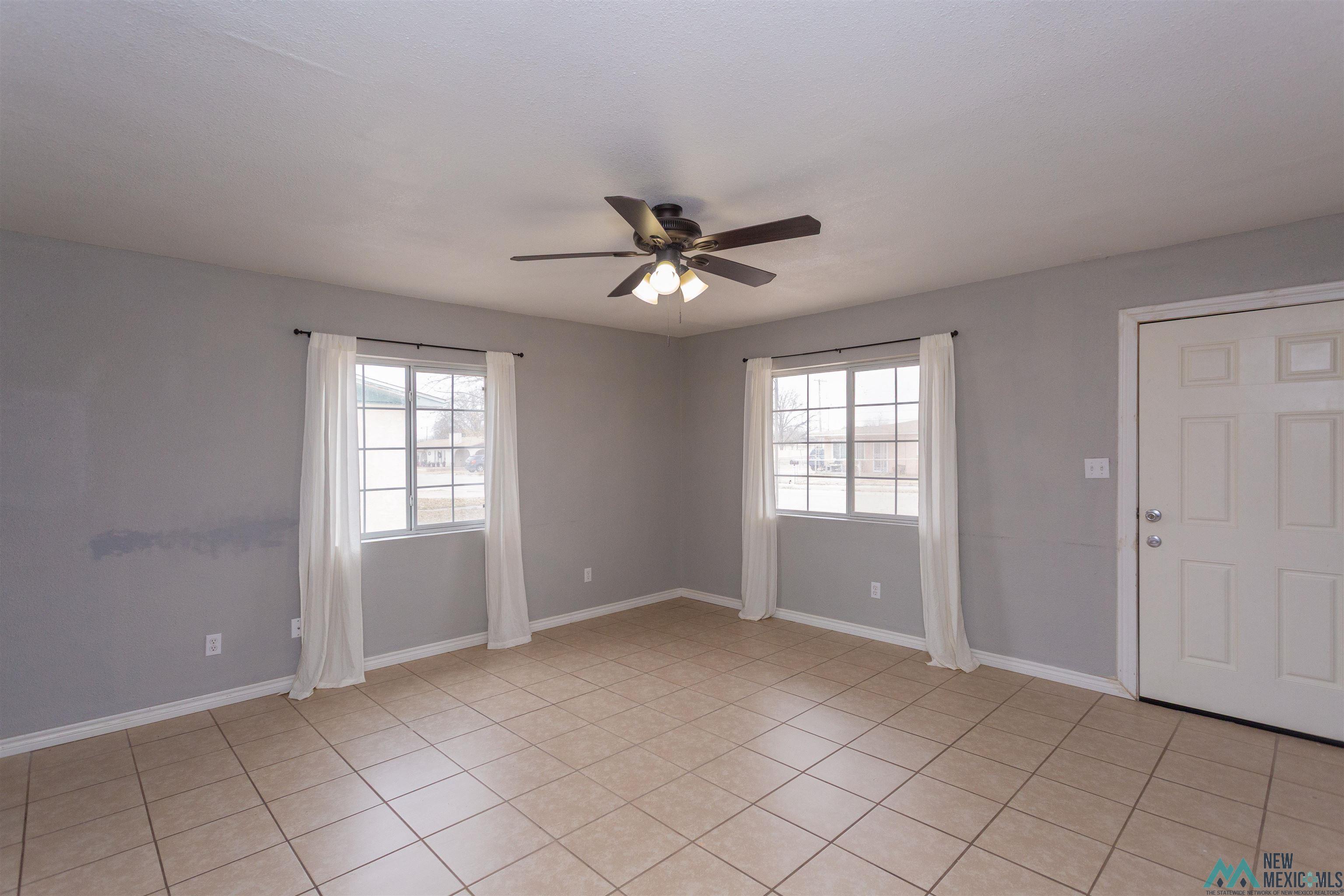 Artesia, New Mexico 88210, United States, 3 Bedrooms Bedrooms, ,1 BathroomBathrooms,Residential,Active,257536