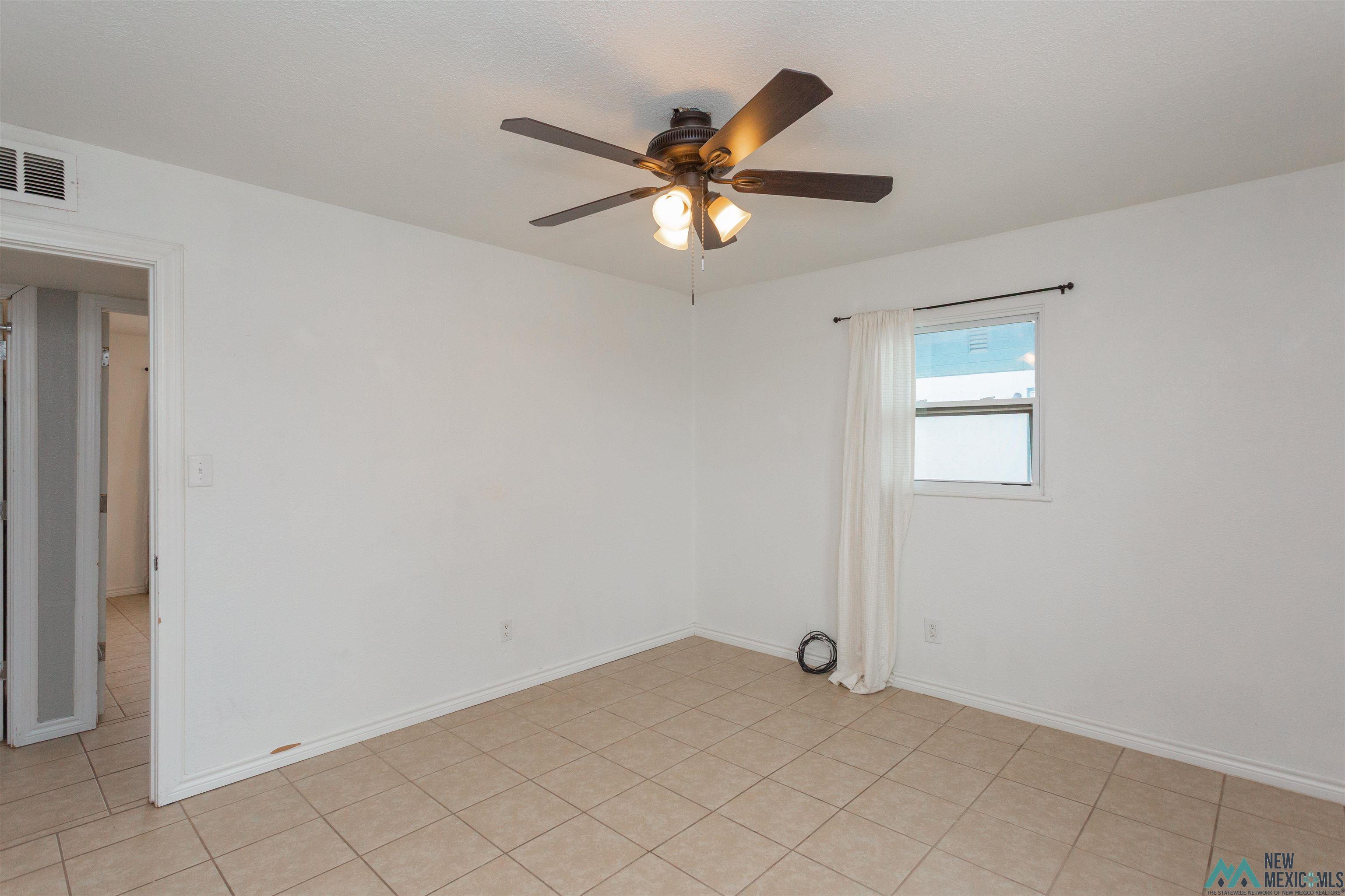Artesia, New Mexico 88210, United States, 3 Bedrooms Bedrooms, ,1 BathroomBathrooms,Residential,Active,257536