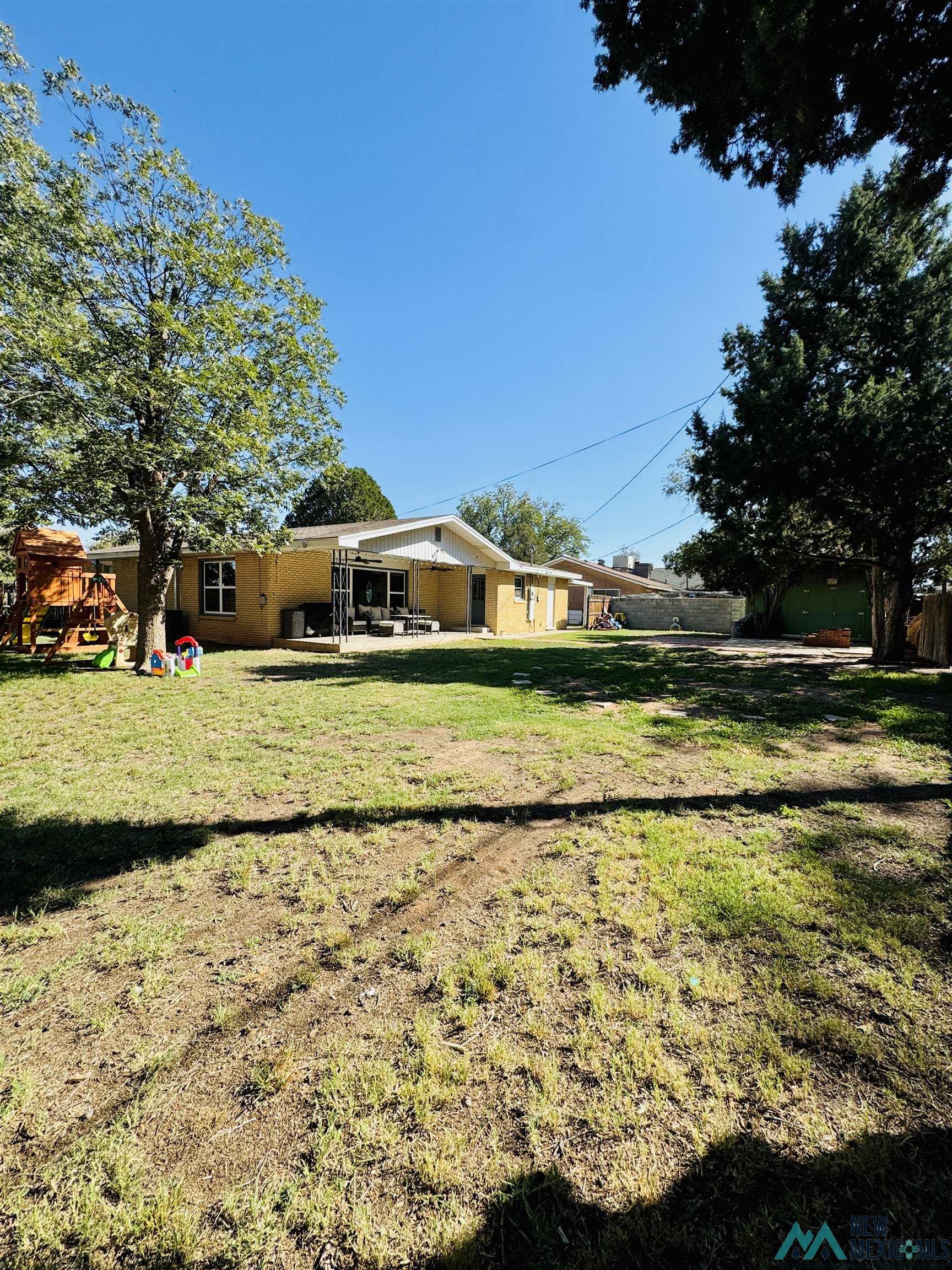 805 Pinon Drive, Hobbs, Texas image 15