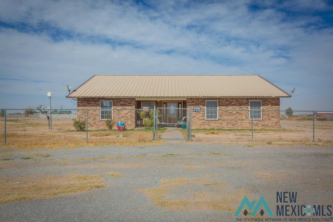 1206 W Mill Road, Artesia, New Mexico image 1