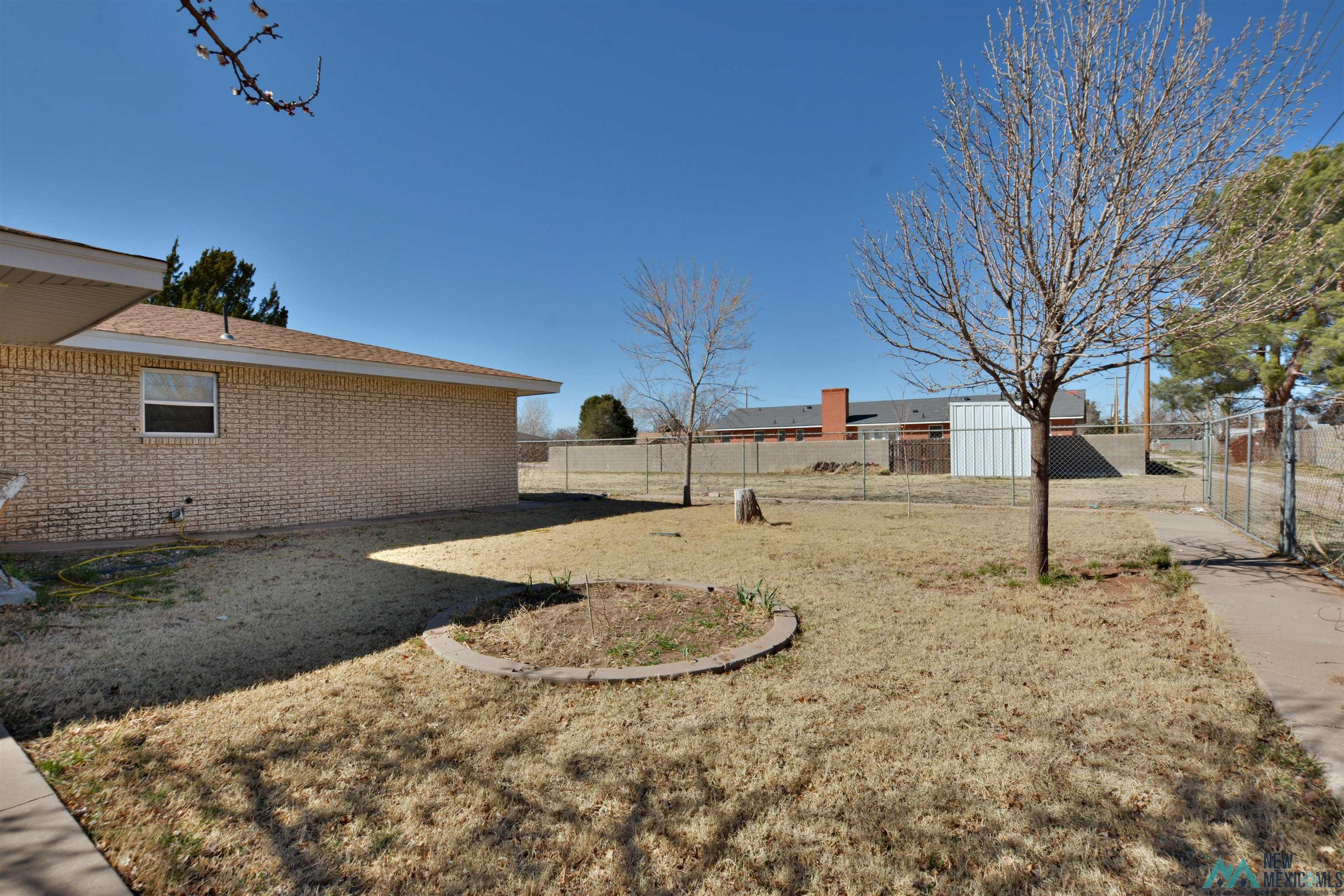 1909 S Main Place, Portales, New Mexico image 22
