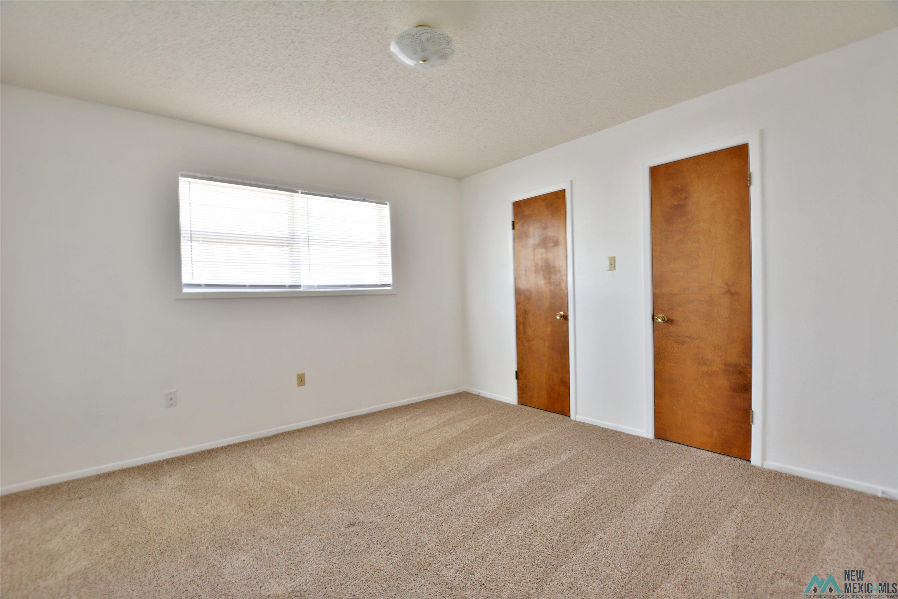 1909 S Main Place, Portales, New Mexico image 16