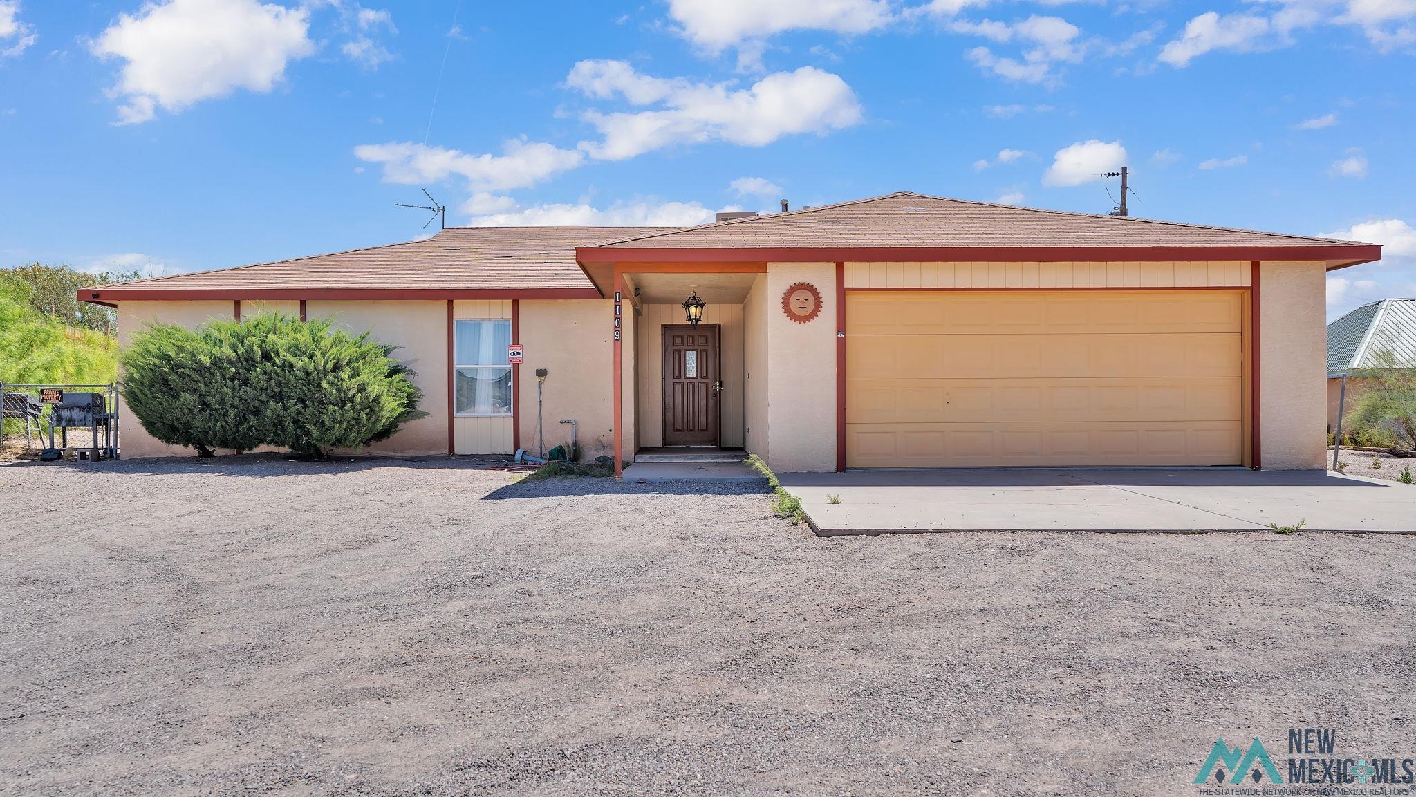 1109 Skyline Drive, Elephant Butte, Texas image 4