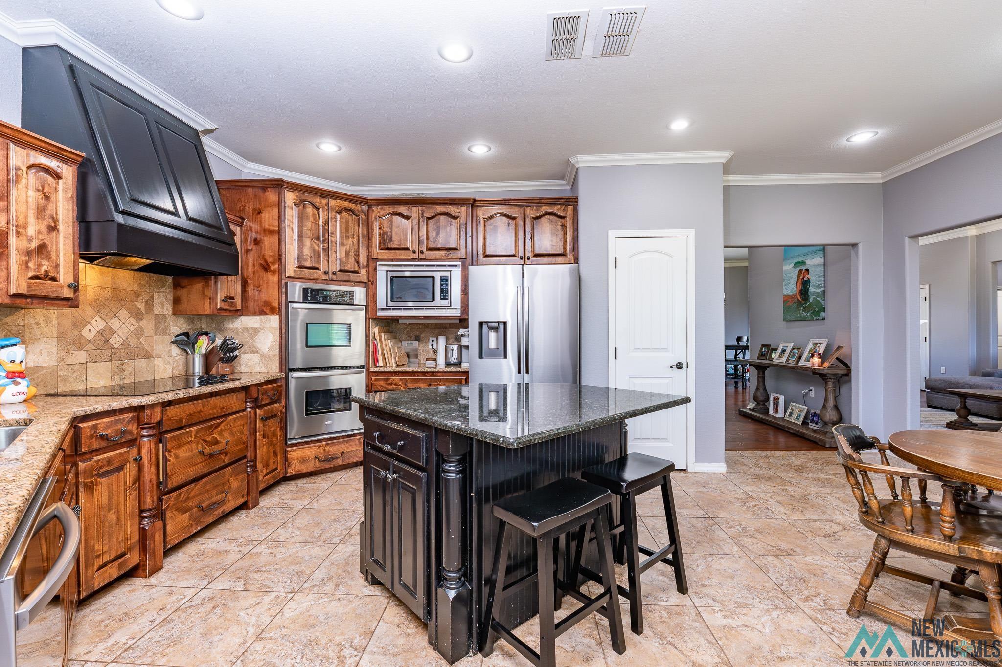113 Asher Drive, Clovis, Texas image 8