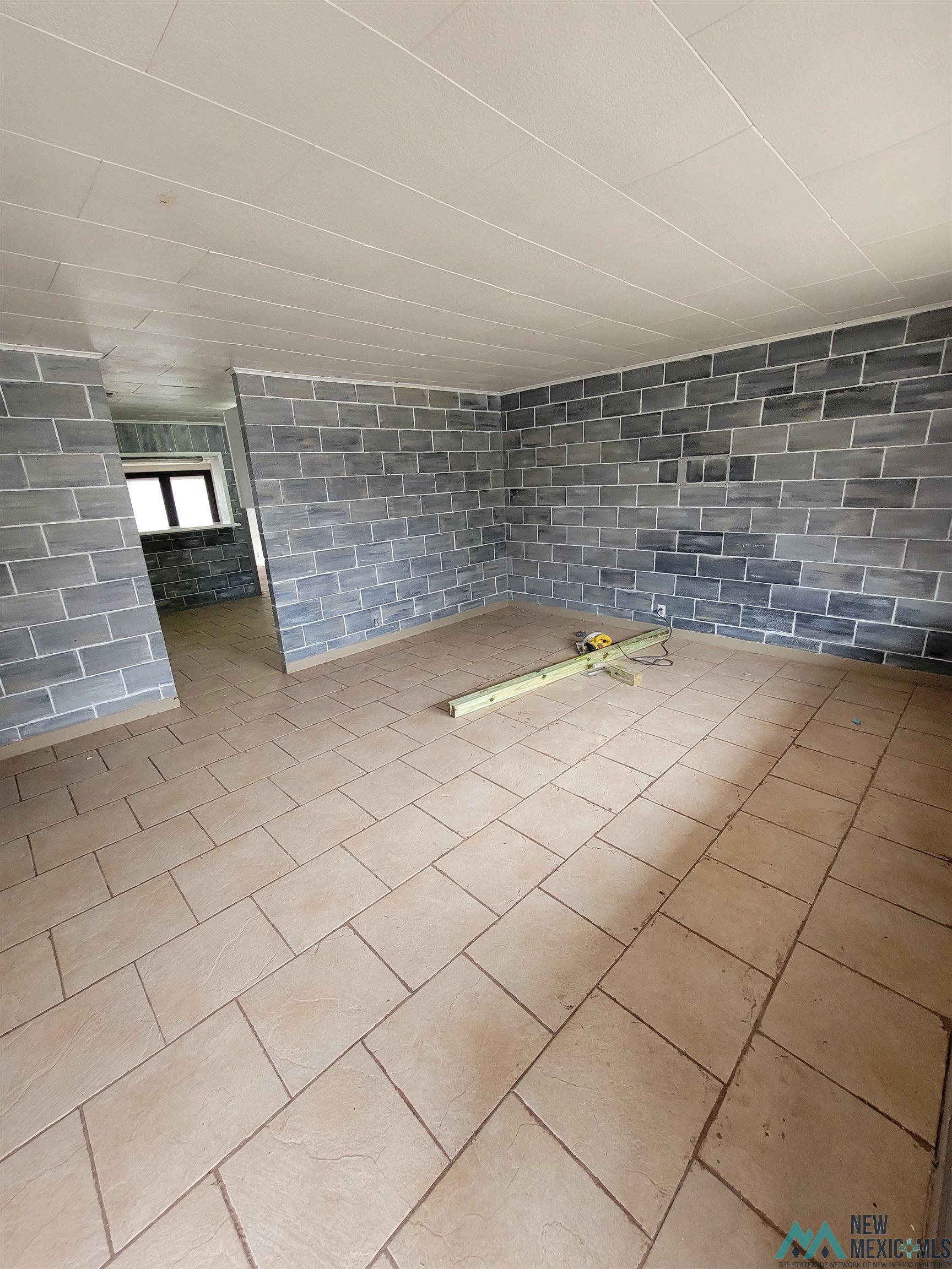 914 S Davidson Drive, Roswell, New Mexico image 4