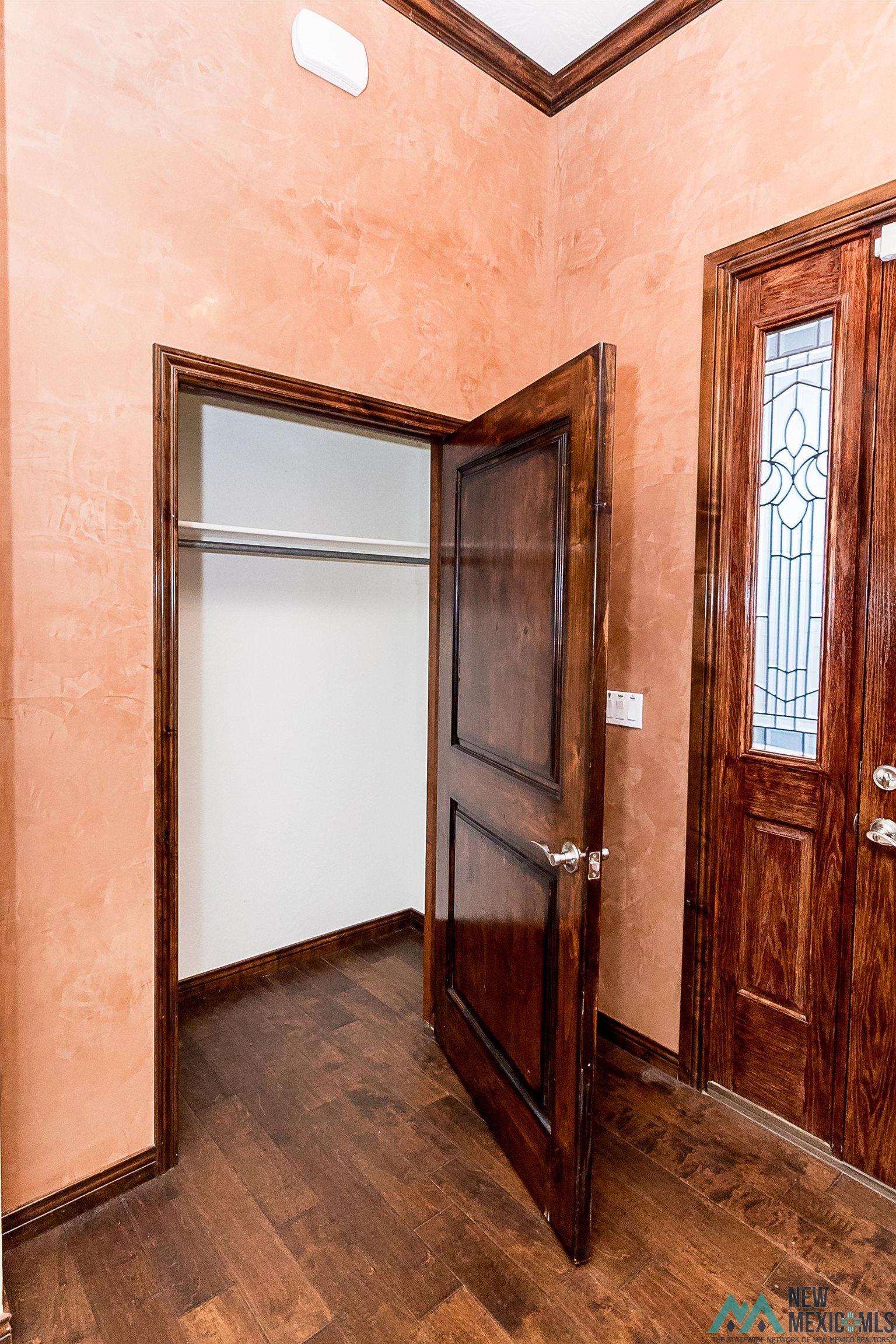 Clovis, New Mexico 88101, United States, 3 Bedrooms Bedrooms, ,3 BathroomsBathrooms,Residential,Pending,54074