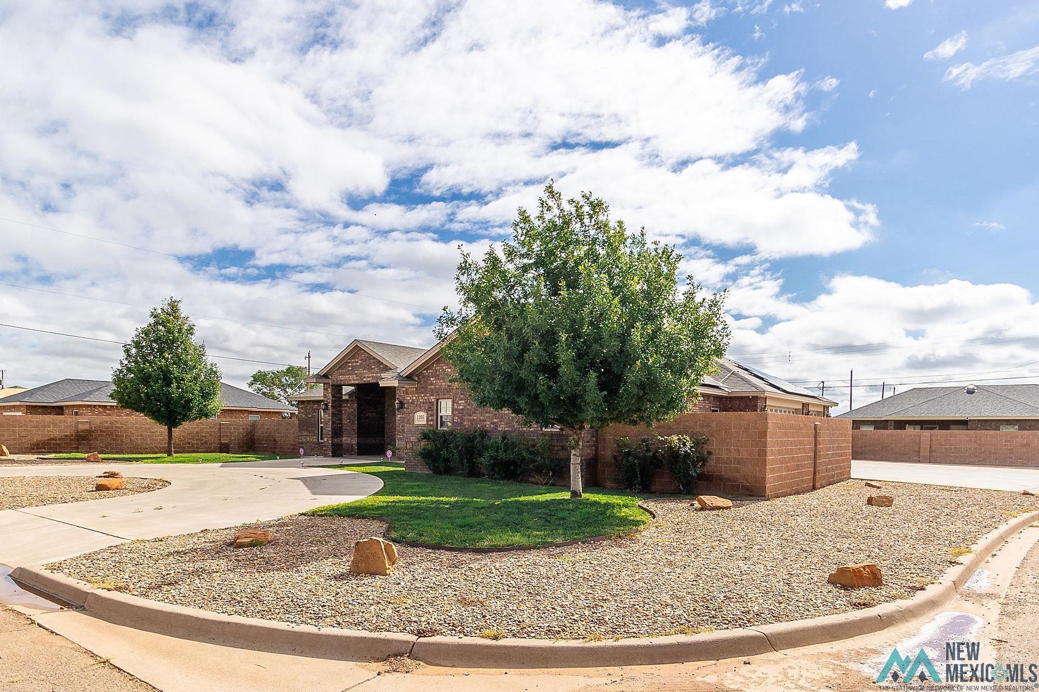 Clovis, New Mexico 88101, United States, 3 Bedrooms Bedrooms, ,3 BathroomsBathrooms,Residential,Pending,54074