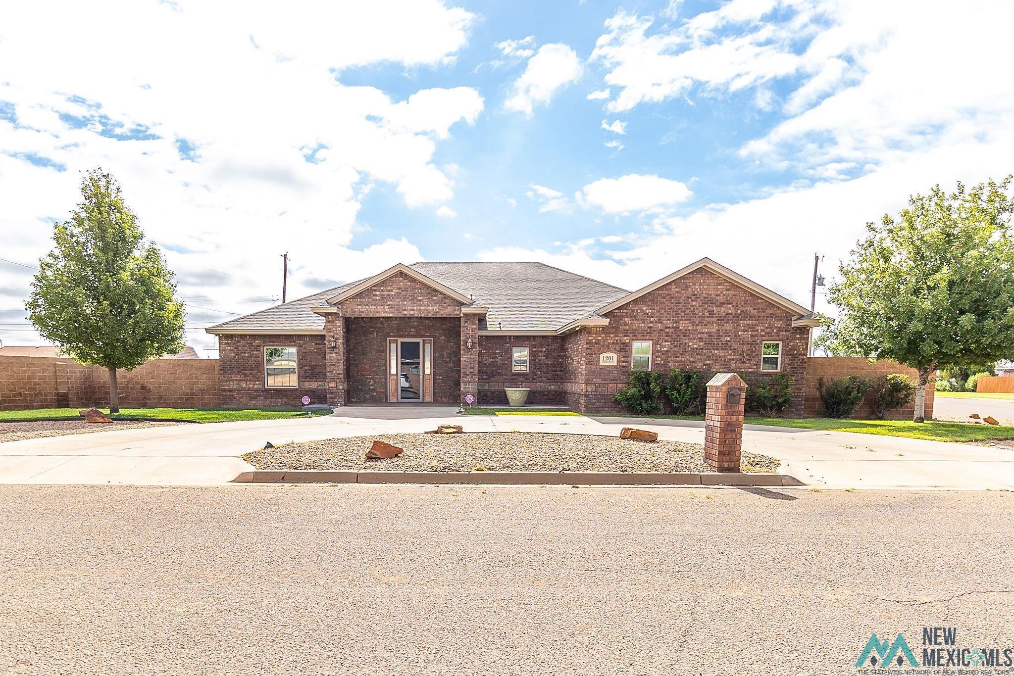 Clovis, New Mexico 88101, United States, 3 Bedrooms Bedrooms, ,3 BathroomsBathrooms,Residential,Pending,54074