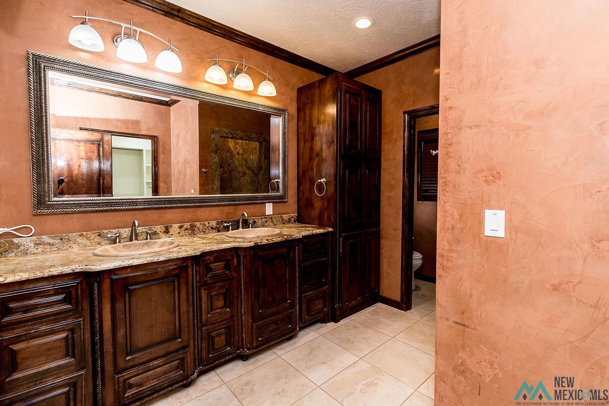 Clovis, New Mexico 88101, United States, 3 Bedrooms Bedrooms, ,3 BathroomsBathrooms,Residential,Pending,54074