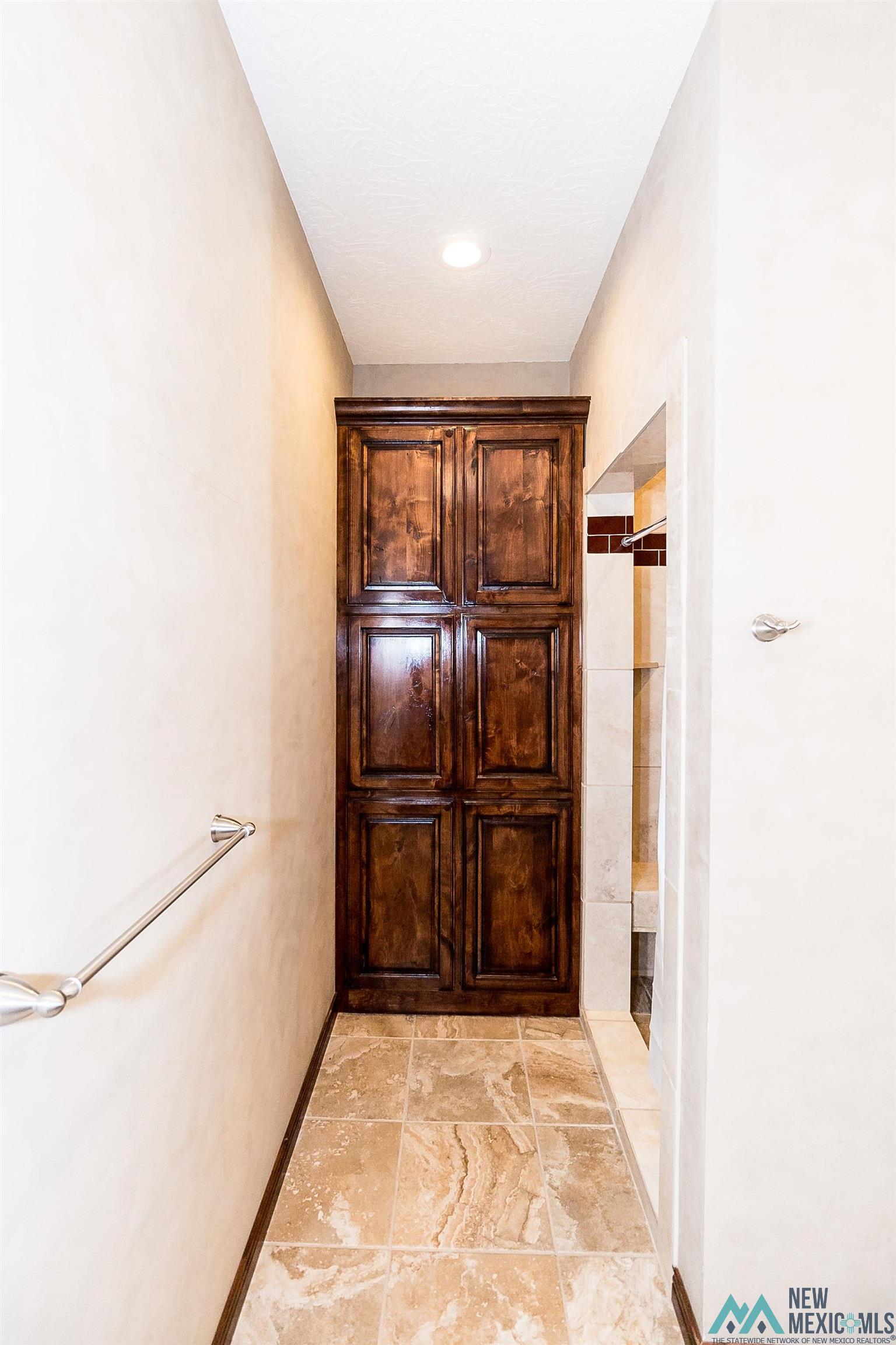 Clovis, New Mexico 88101, United States, 3 Bedrooms Bedrooms, ,3 BathroomsBathrooms,Residential,Pending,54074