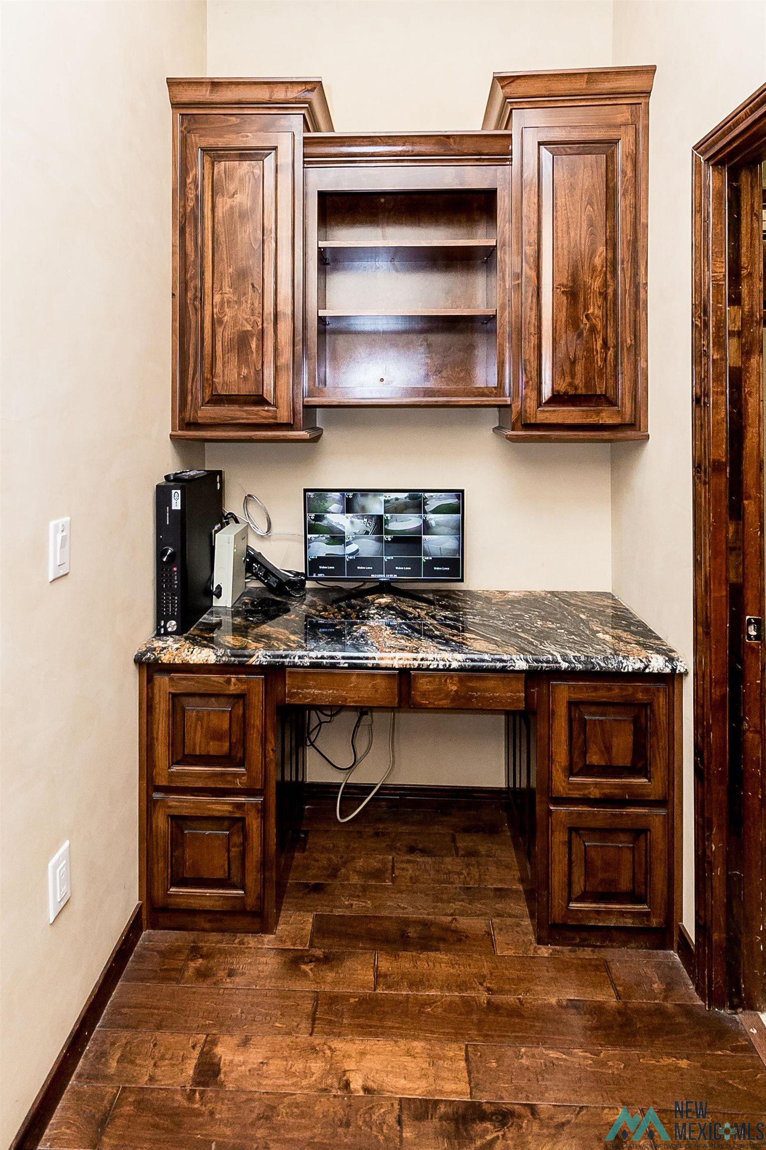 Clovis, New Mexico 88101, United States, 3 Bedrooms Bedrooms, ,3 BathroomsBathrooms,Residential,Pending,54074