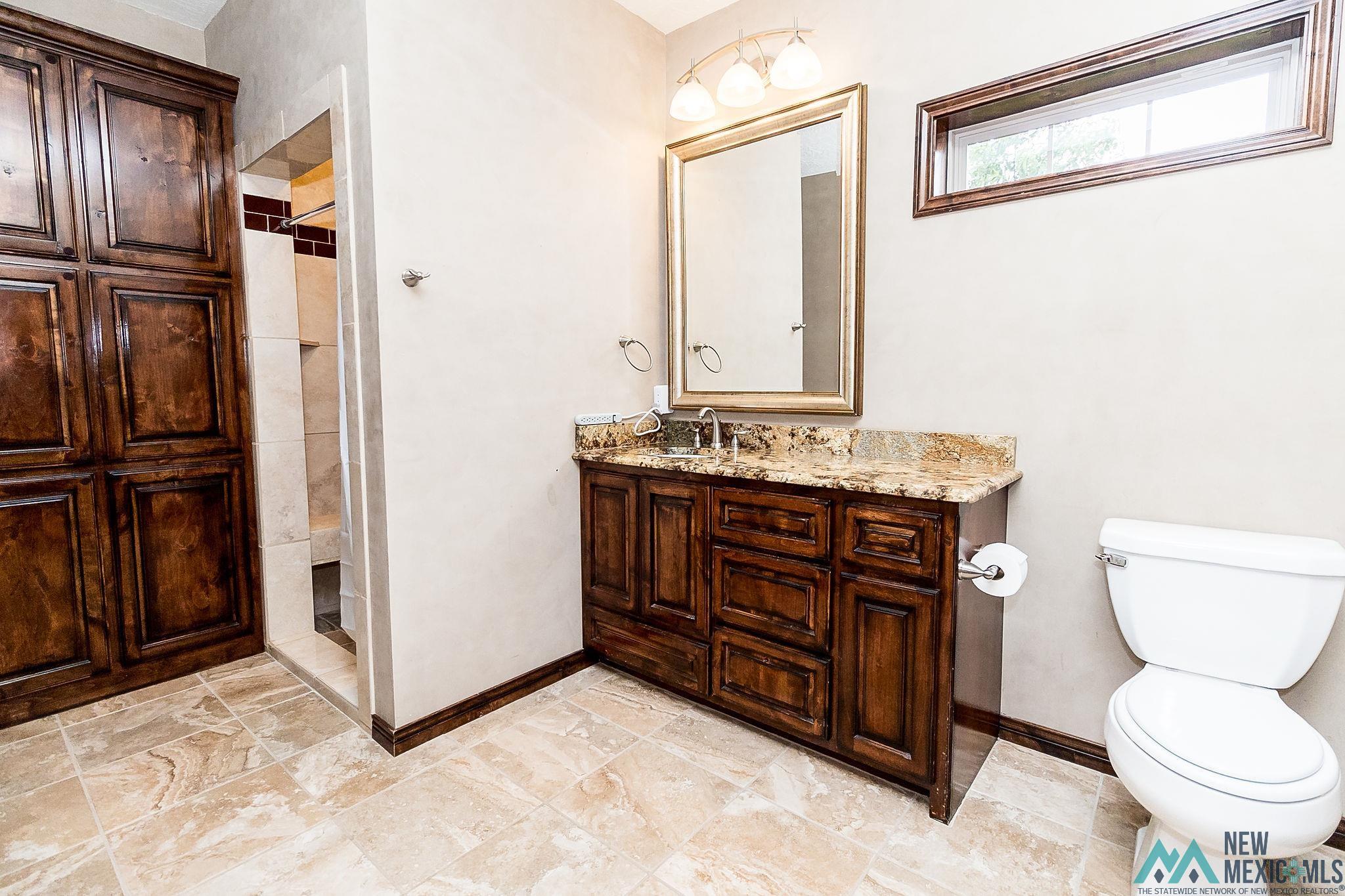 Clovis, New Mexico 88101, United States, 3 Bedrooms Bedrooms, ,3 BathroomsBathrooms,Residential,Pending,54074