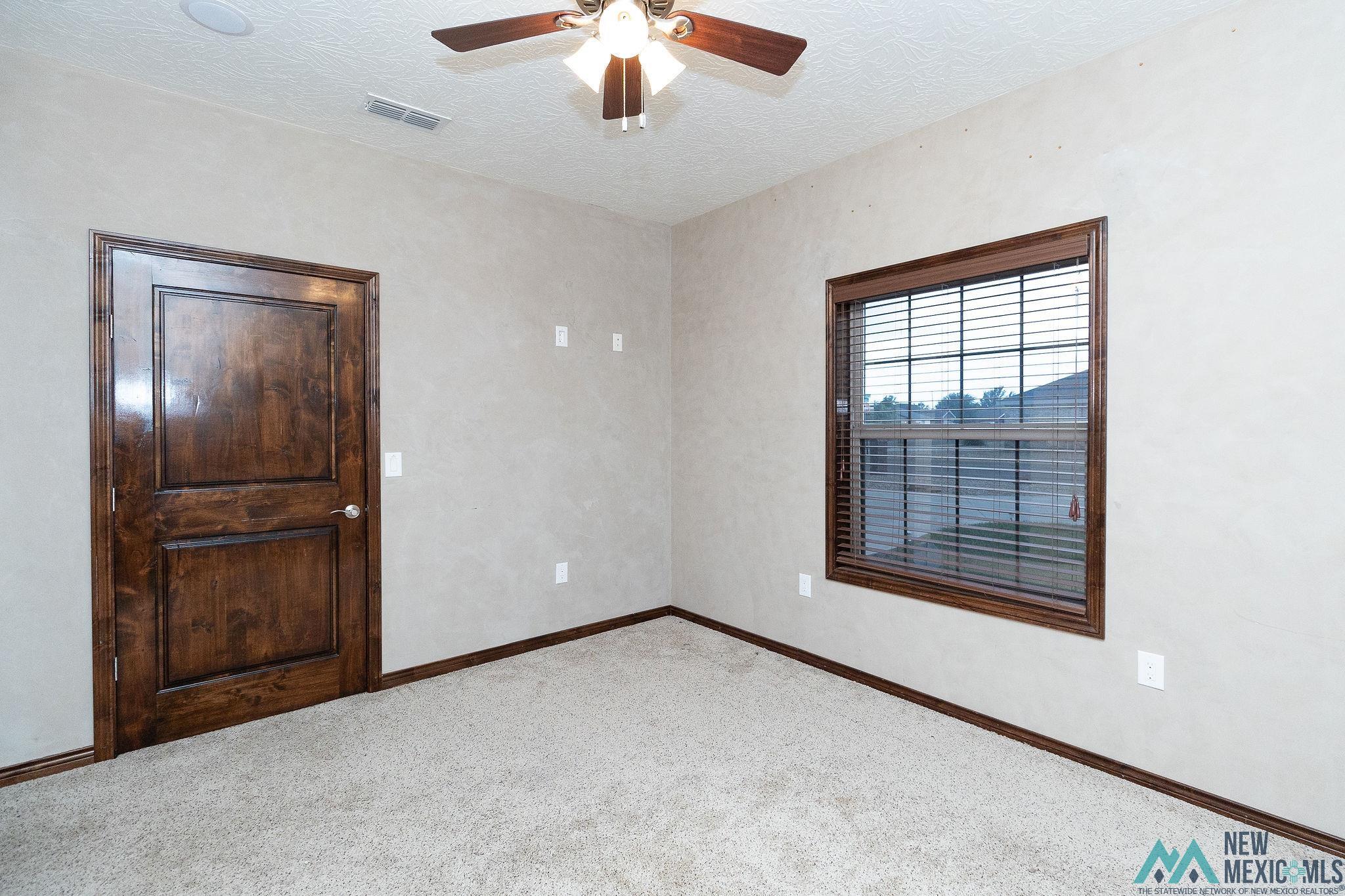 Clovis, New Mexico 88101, United States, 3 Bedrooms Bedrooms, ,3 BathroomsBathrooms,Residential,Pending,54074