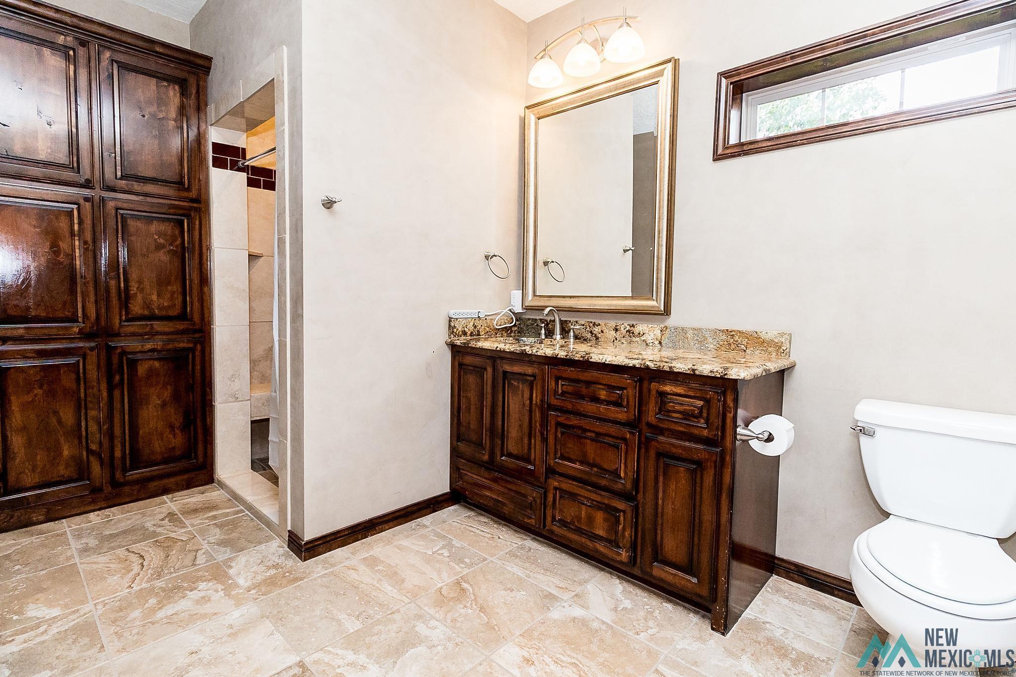 Clovis, New Mexico 88101, United States, 3 Bedrooms Bedrooms, ,3 BathroomsBathrooms,Residential,Pending,54074