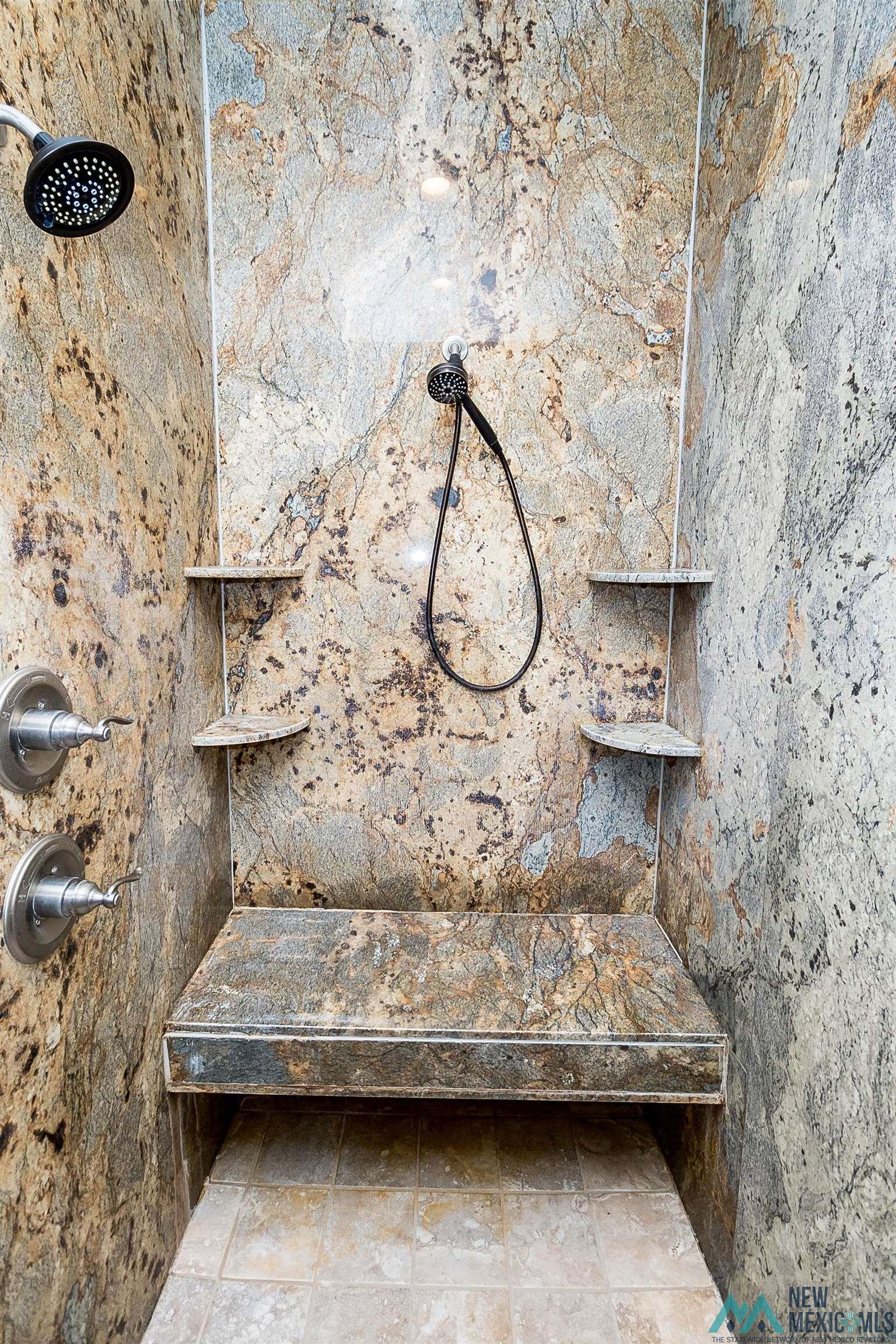 Clovis, New Mexico 88101, United States, 3 Bedrooms Bedrooms, ,3 BathroomsBathrooms,Residential,Pending,54074