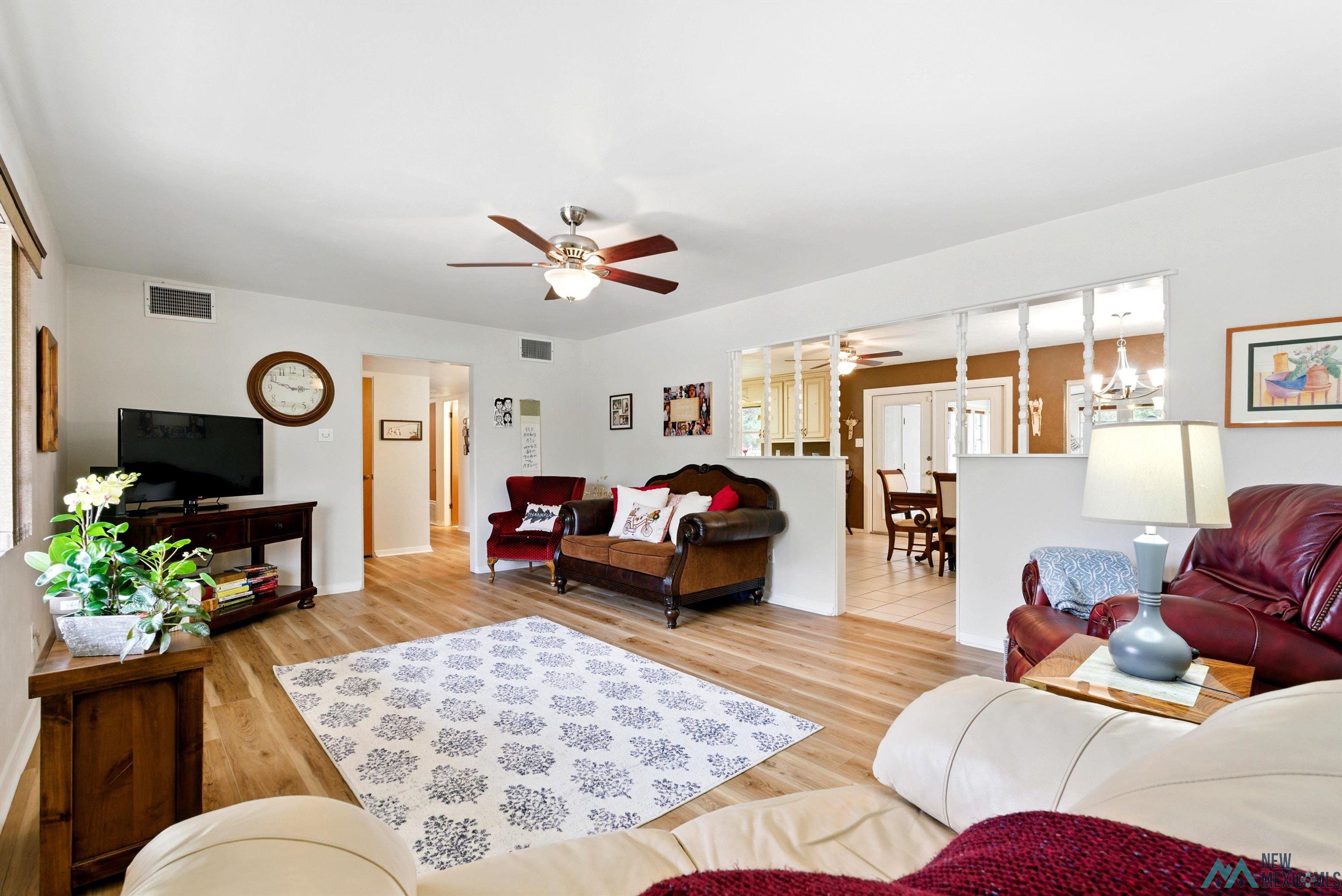 1305 W Thomas Street, Carlsbad, New Mexico image 8