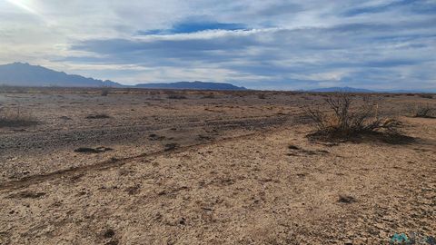 Homes For Sale - 00 SE 0b007 Road<br/> Luna County, Deming, NM 88030