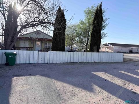 Homes For Sale - 104 S Commercial Street<br/> Lea County, Lovington, NM 88260