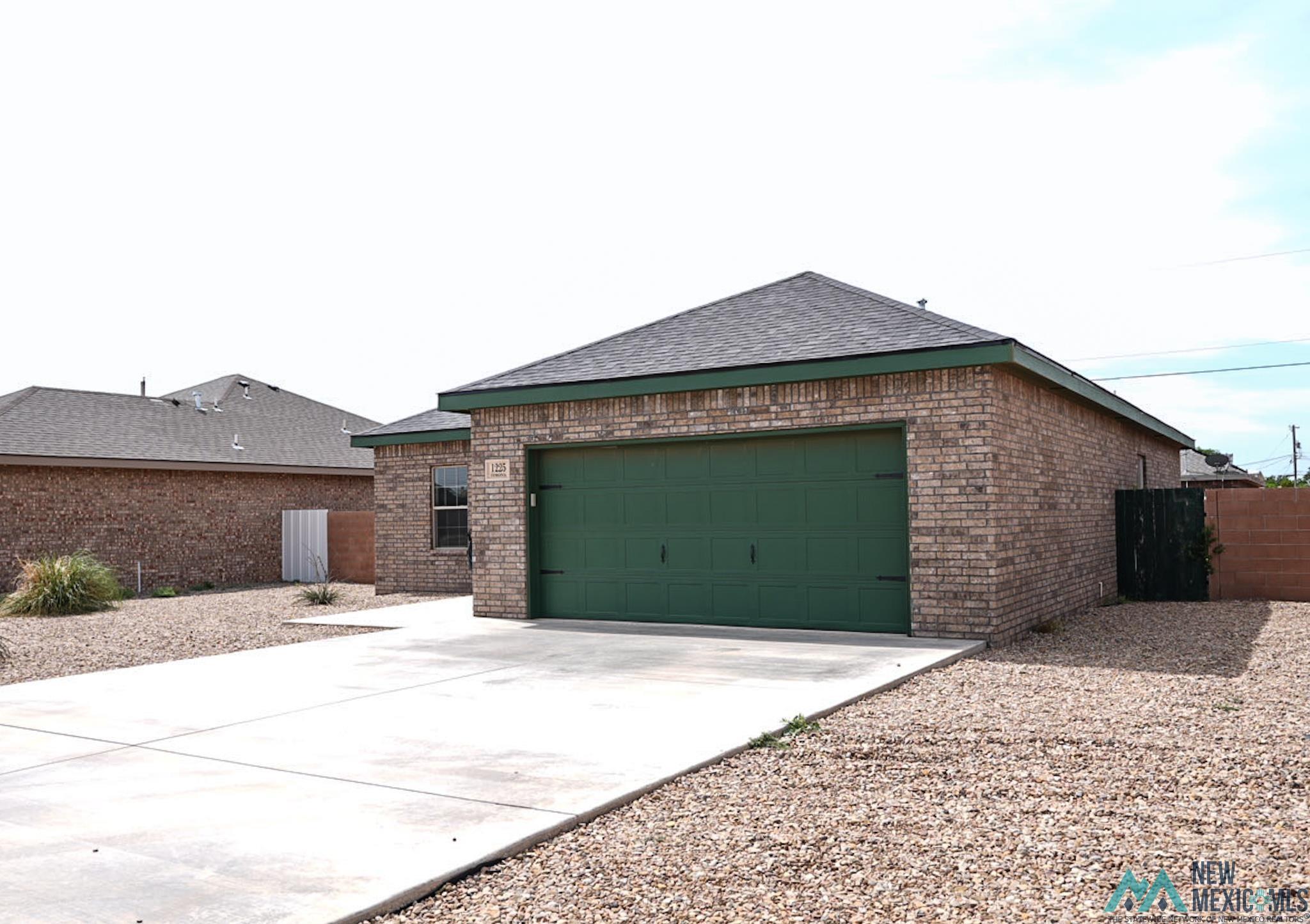 1225 N Timona Drive, Clovis, Texas image 4