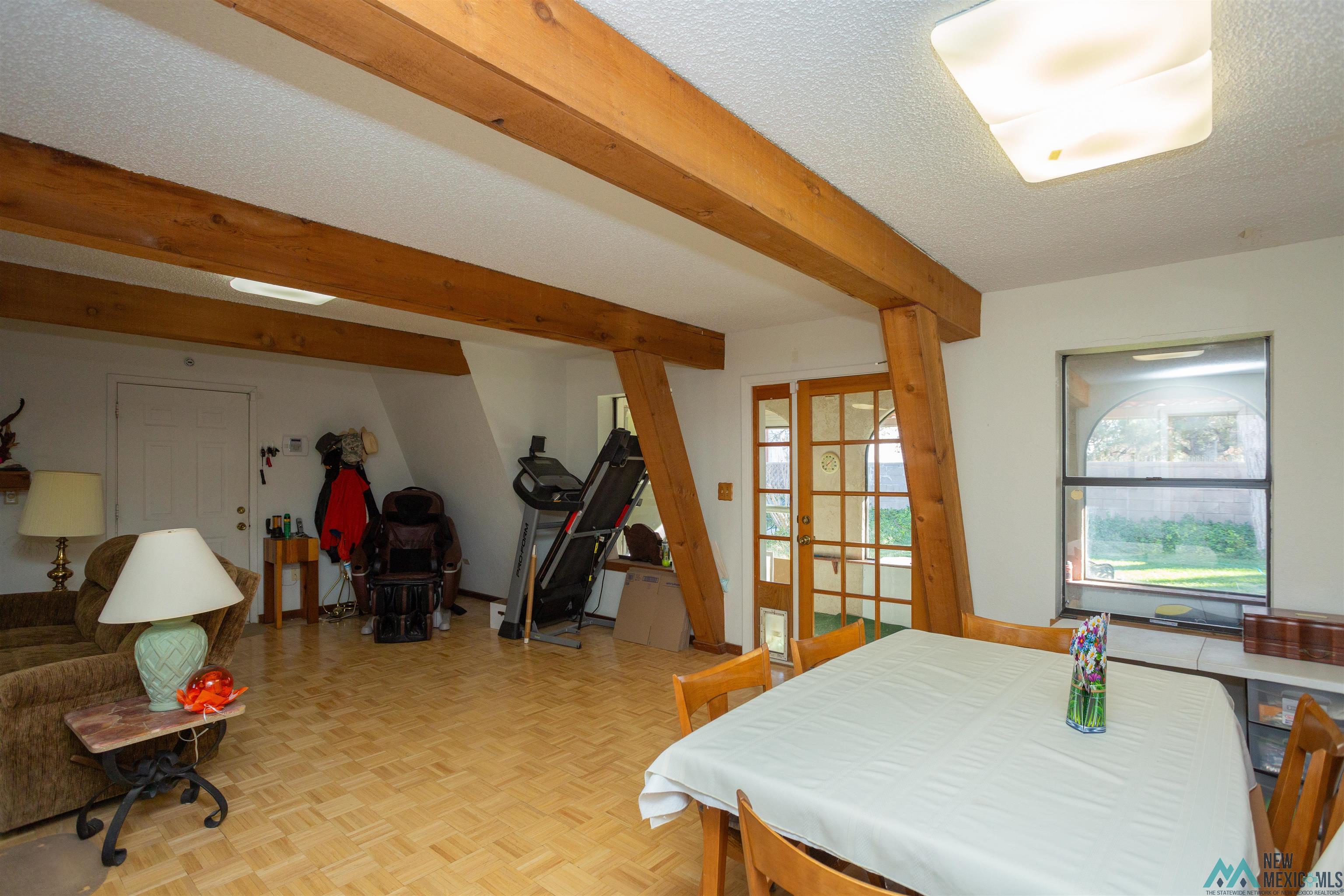 Artesia, New Mexico 88210, United States, 4 Bedrooms Bedrooms, ,4 BathroomsBathrooms,Residential,Active,177528