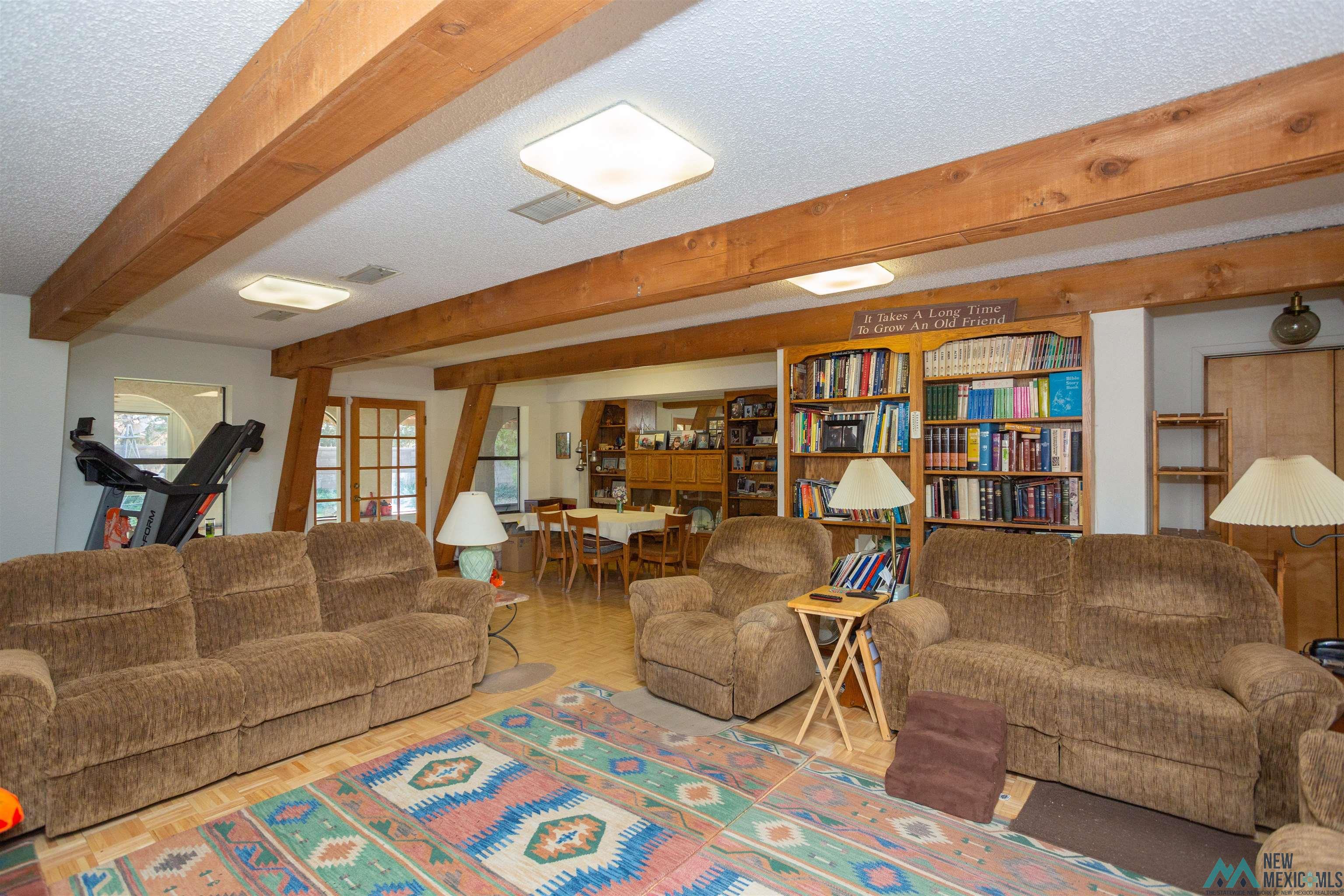 Artesia, New Mexico 88210, United States, 4 Bedrooms Bedrooms, ,4 BathroomsBathrooms,Residential,Active,177528