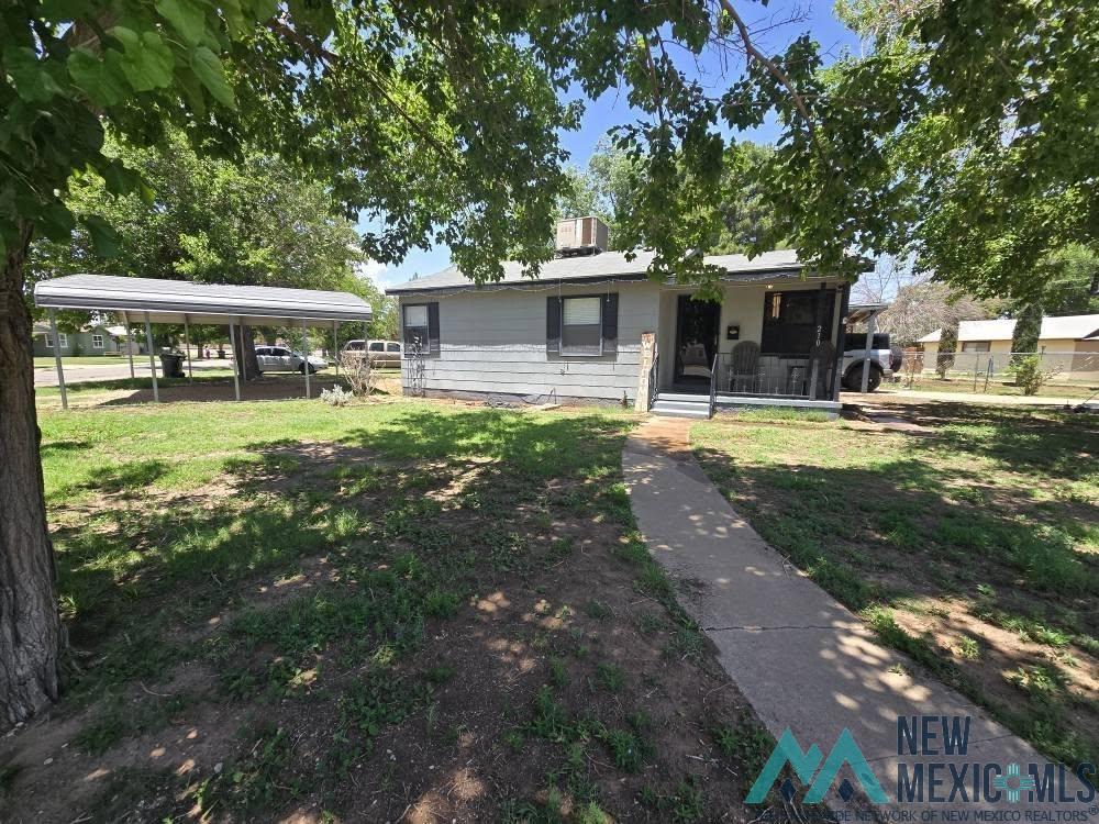 210 Vine Street, Carlsbad, Texas image 1