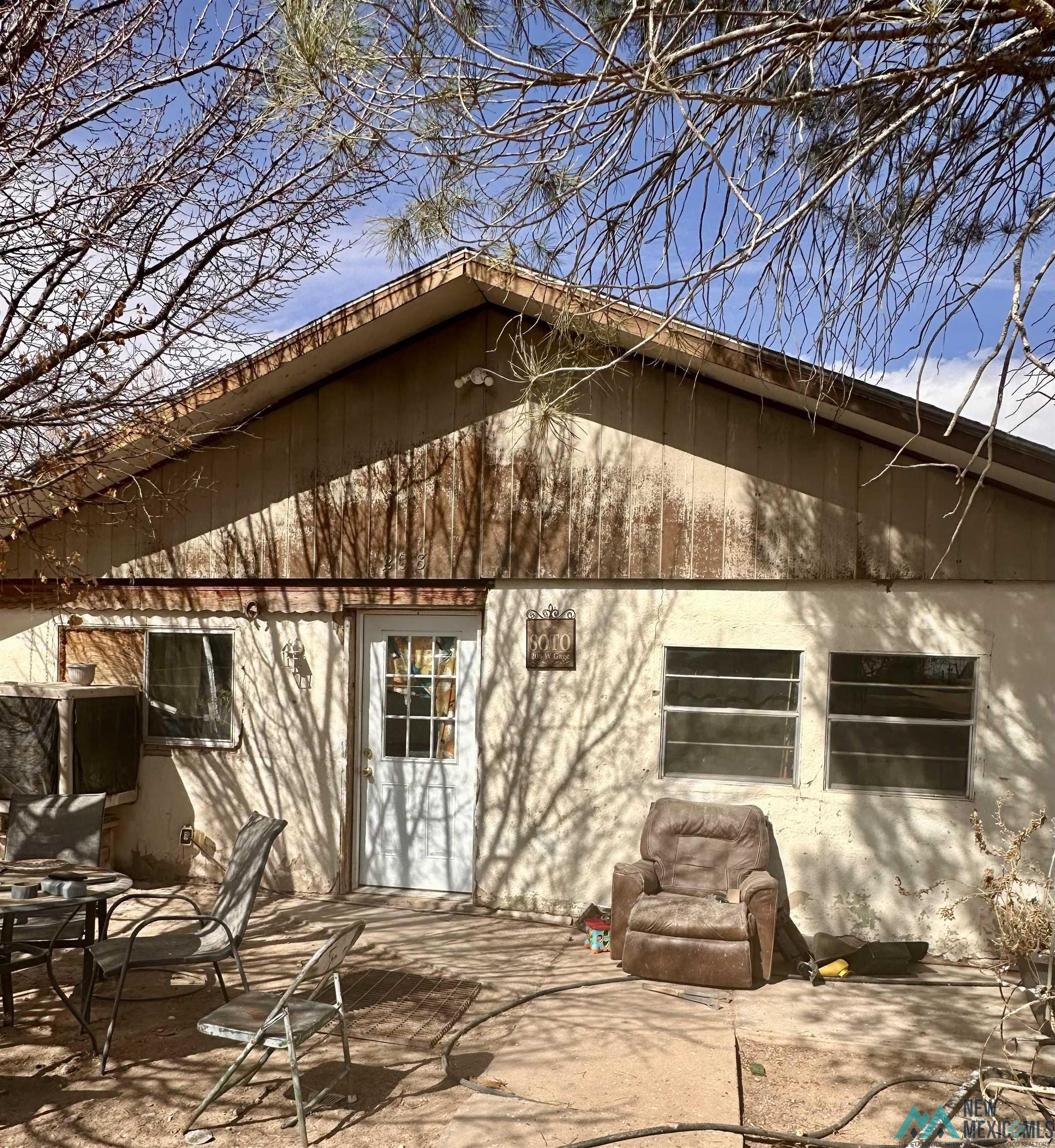 208 W Gage Avenue, Artesia, New Mexico image 1