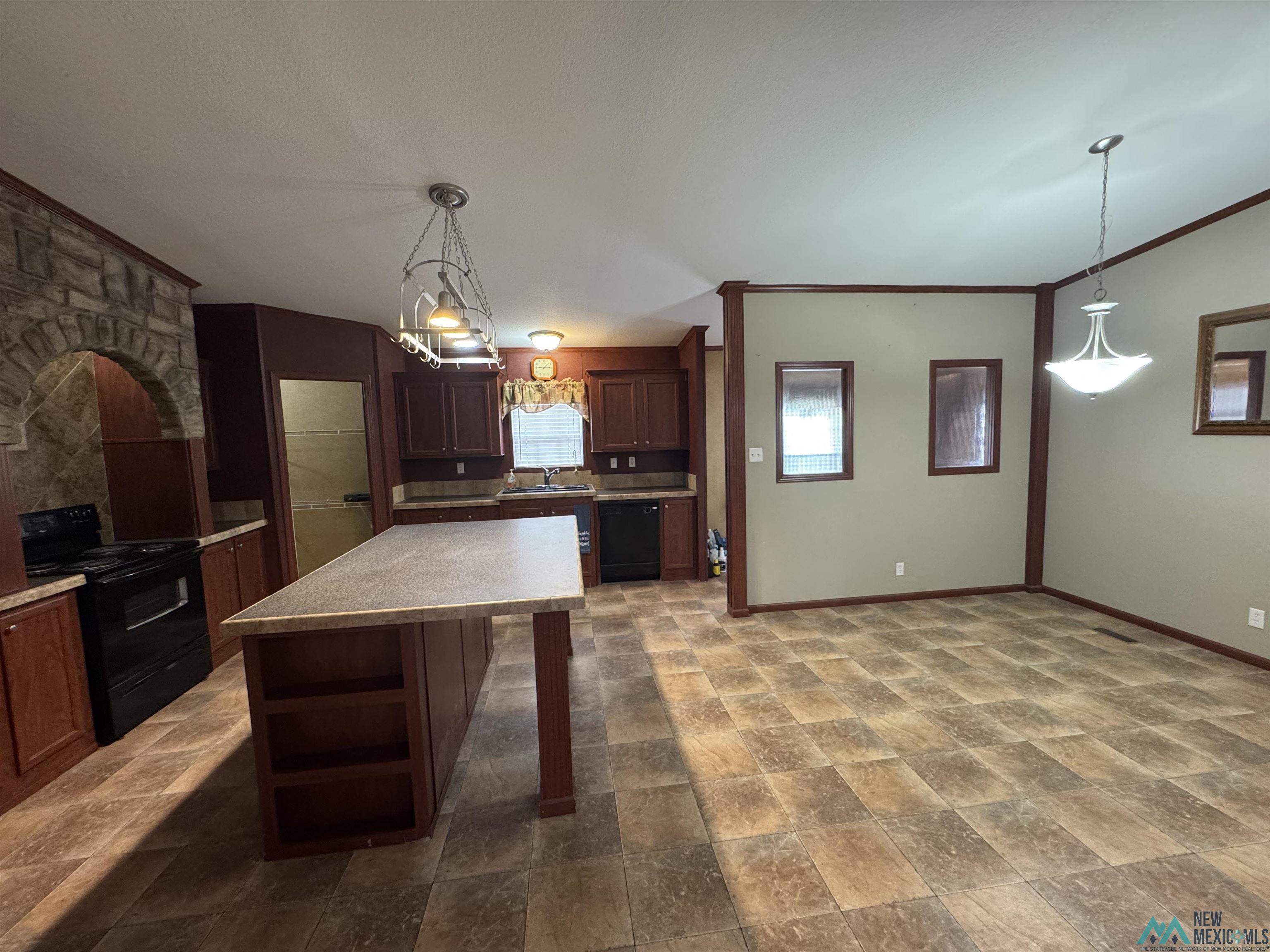 1303 E Kansas Avenue, Hobbs, Texas image 11