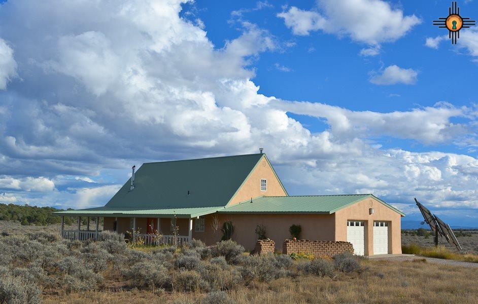 MM 372 Us Highway 285, Tres Piedras, New Mexico image 1