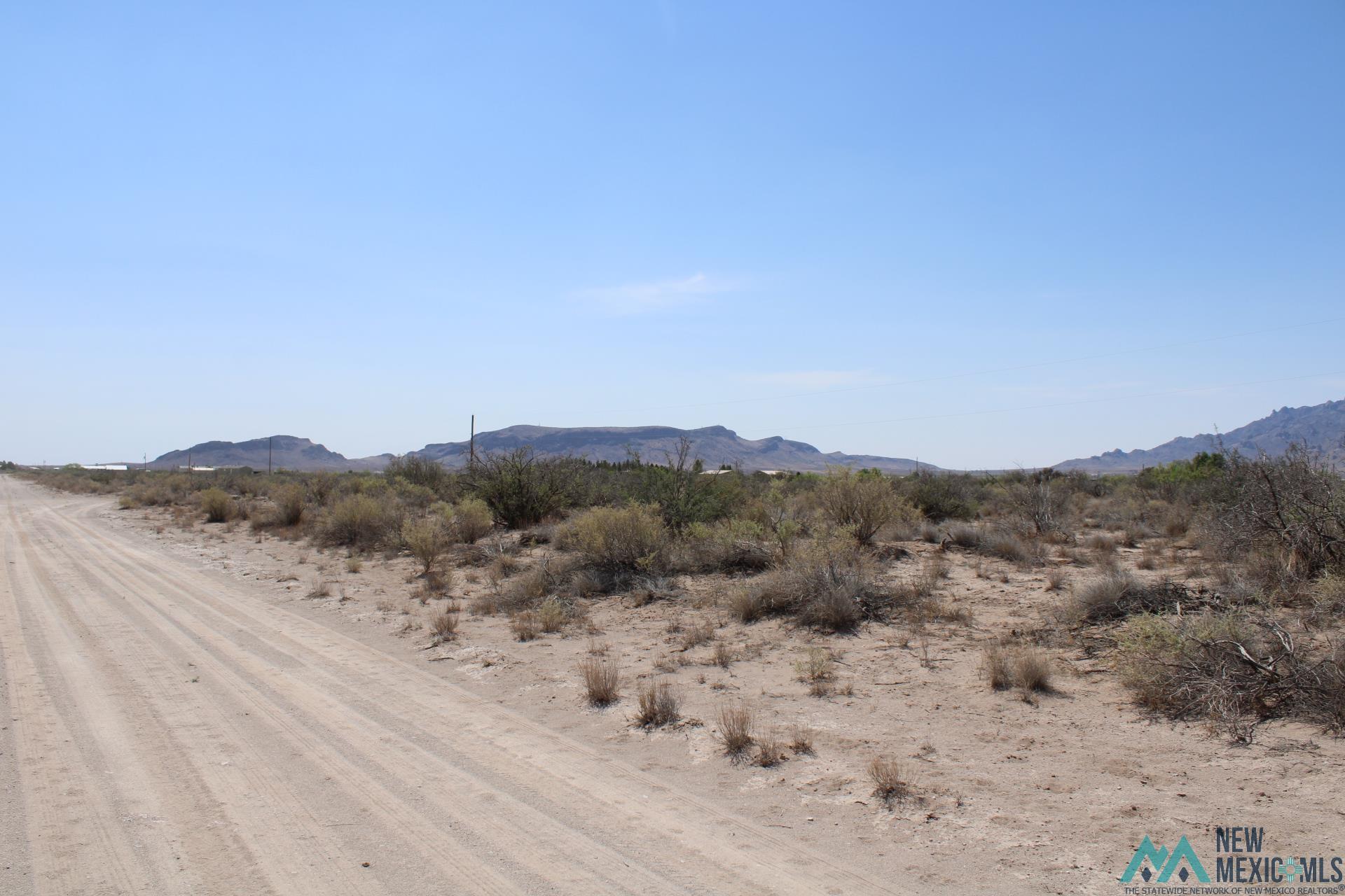 Camila Rd Se, Deming, New Mexico image 5