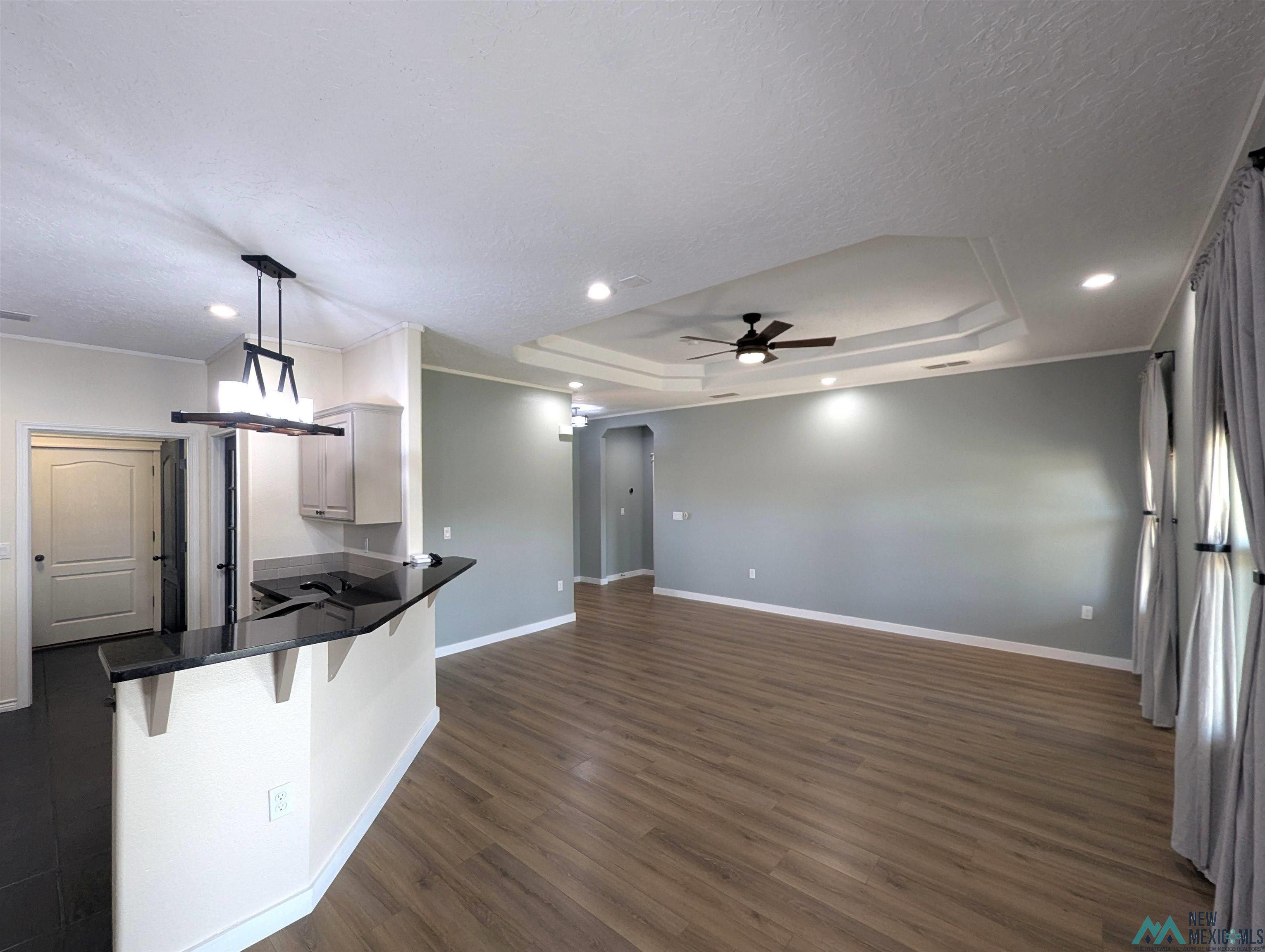 2404 Cobblestone Circle, Clovis, Texas image 7