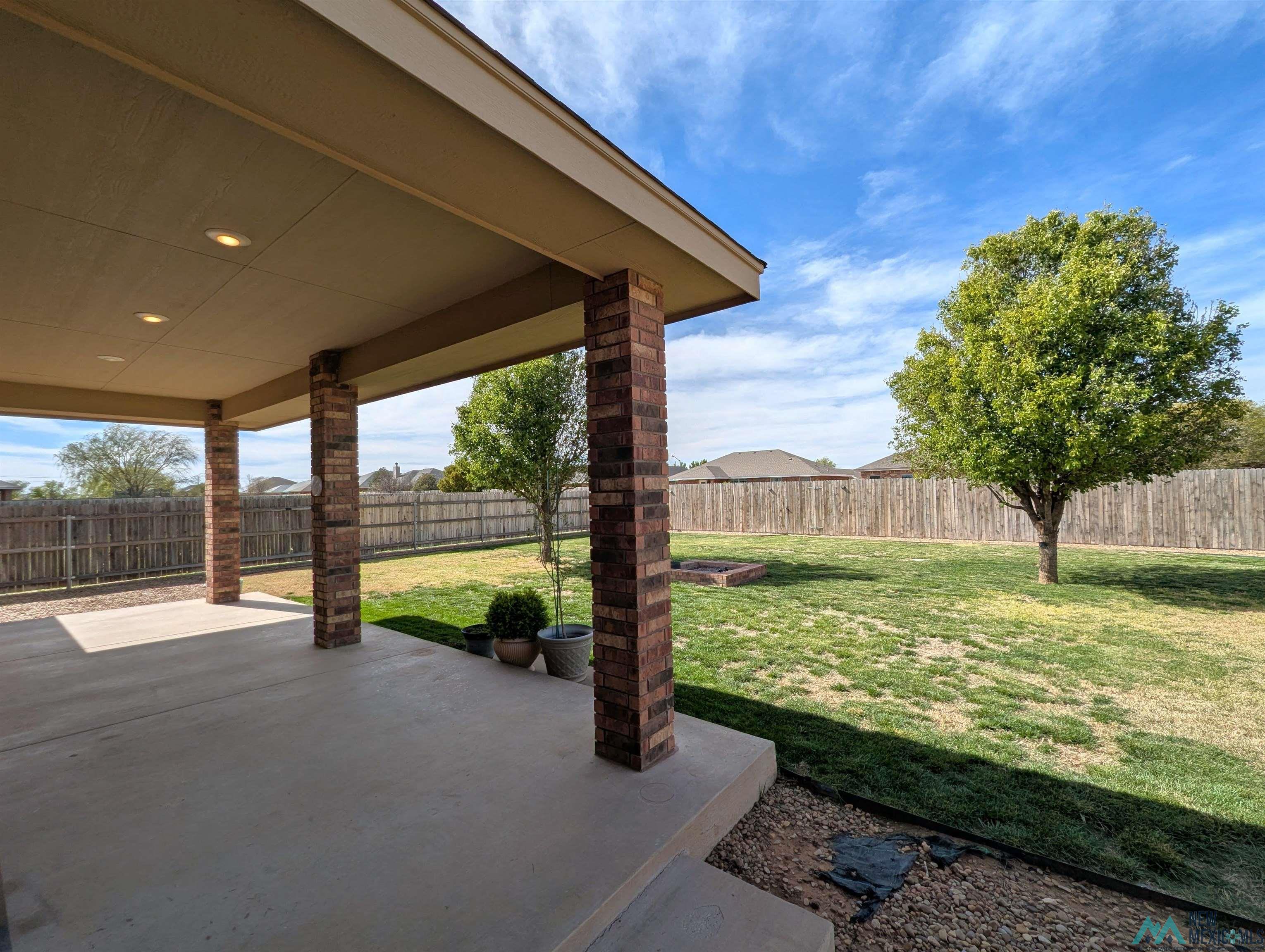 2404 Cobblestone Circle, Clovis, Texas image 43
