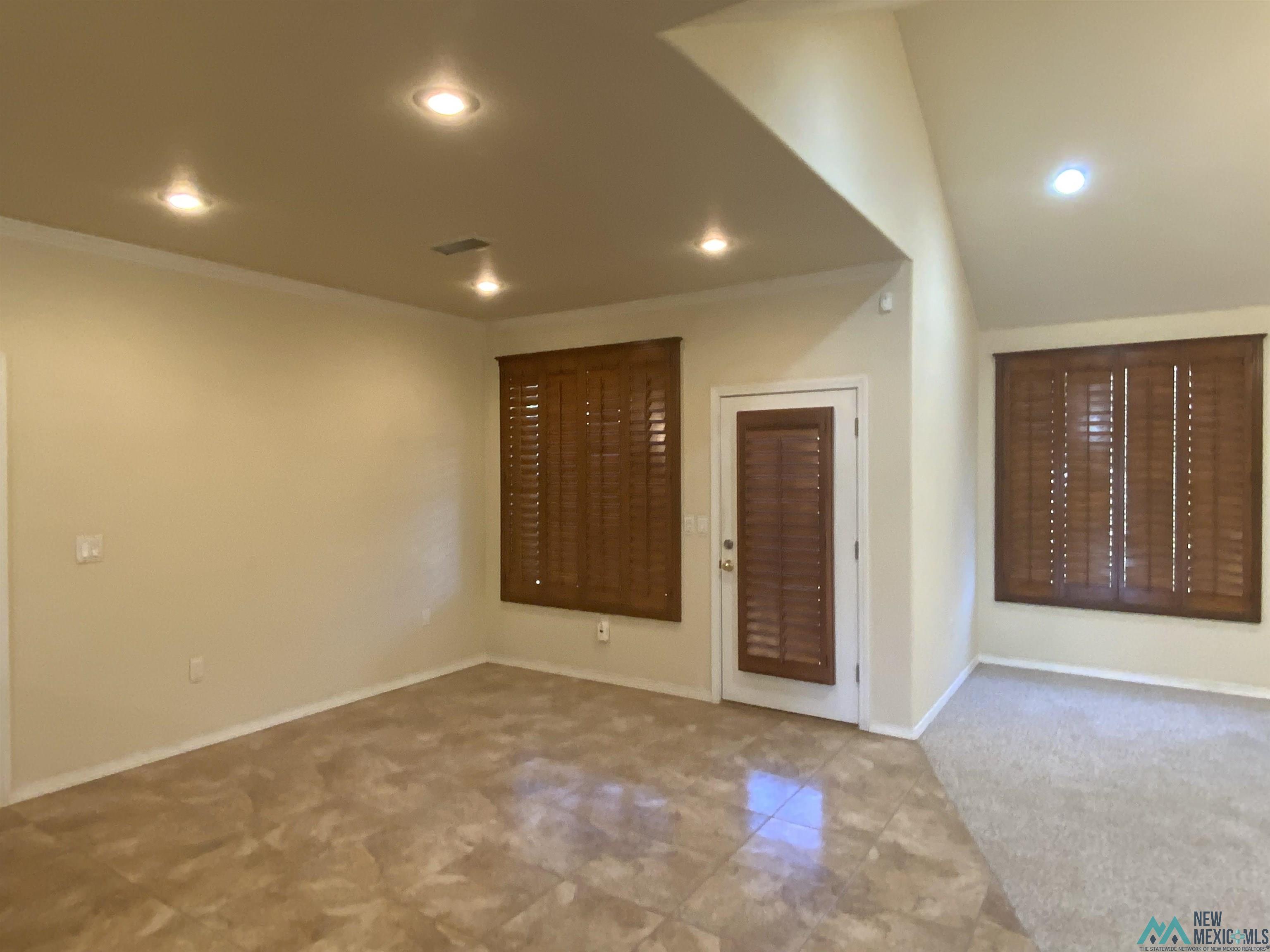 Roswell, New Mexico 88201, United States, 2 Bedrooms Bedrooms, ,2 BathroomsBathrooms,Residential,Active,218757