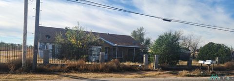 Homes For Sale - 1701 E Marland Street<br/> Hobbs, NM 88240
