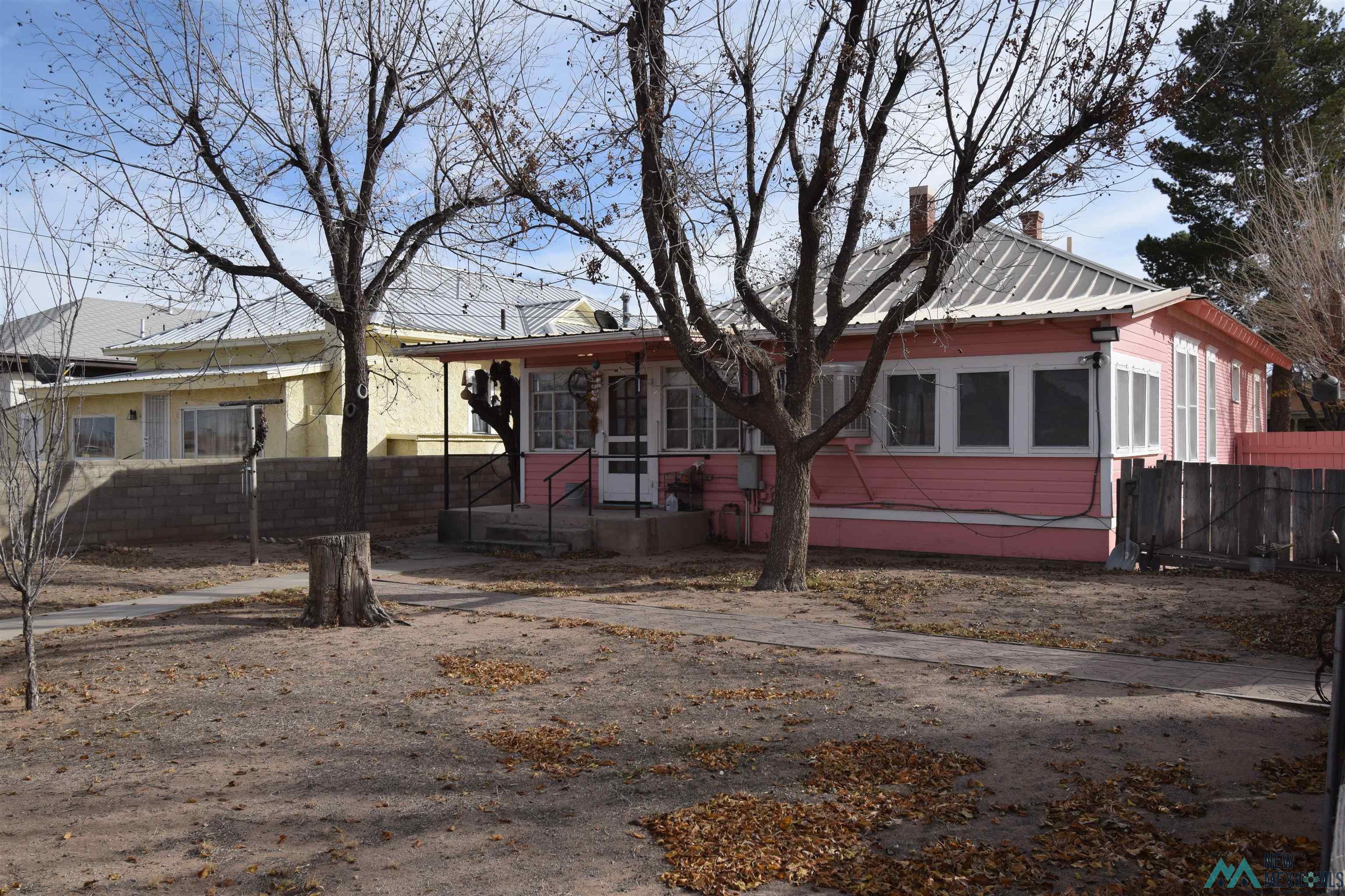 811 W Pine St, Deming, Texas image 31