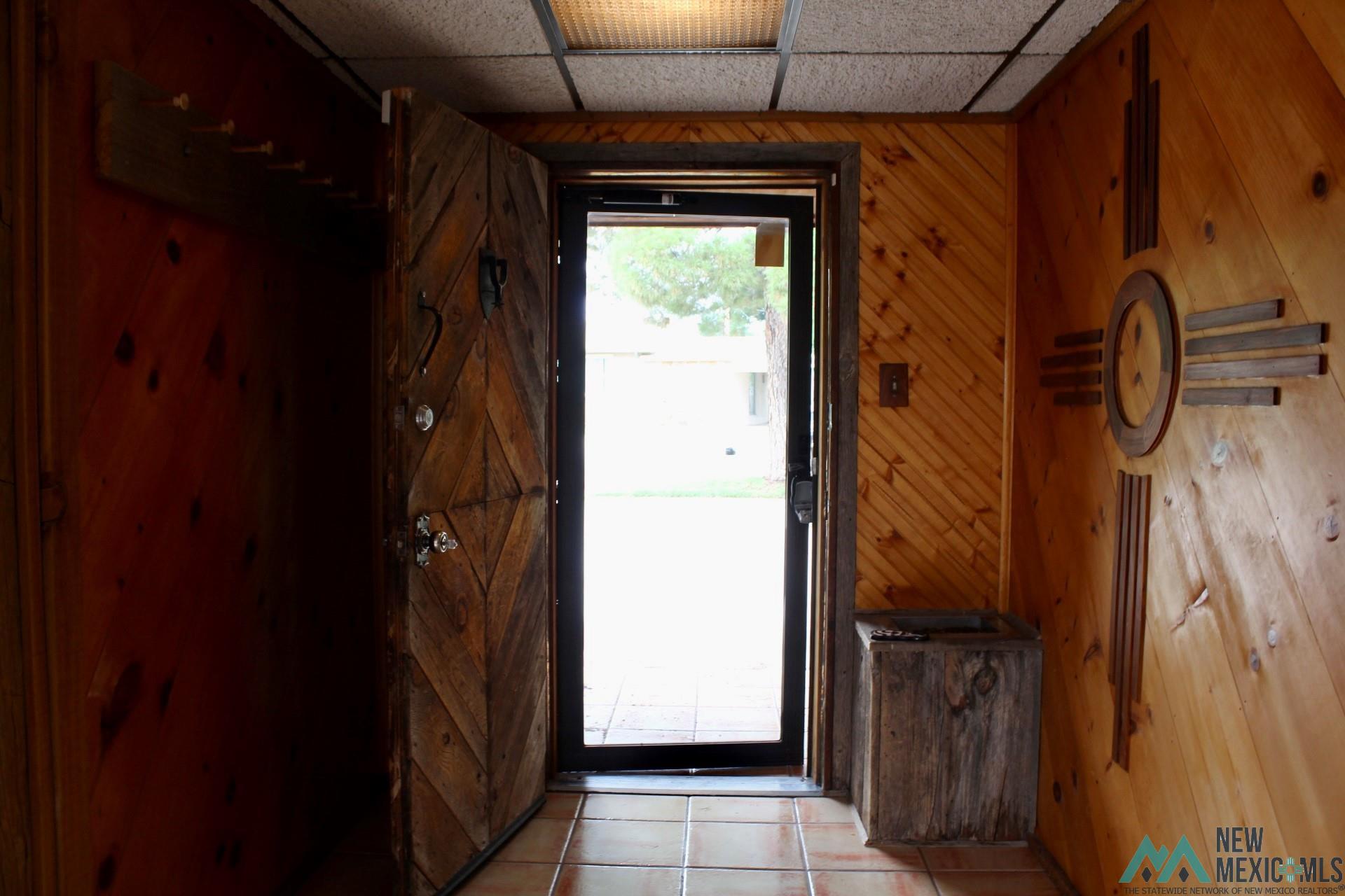 814 N Edward Street, Carlsbad, Texas image 4