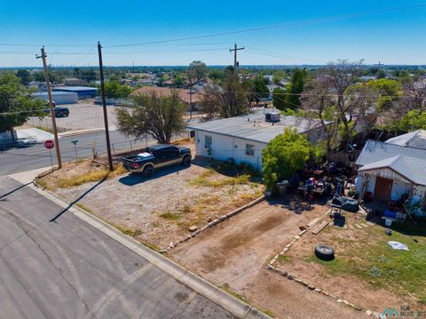 Multifamily For Sale - 107 S Eighth Street<br/> Eddy County, Carlsbad, NM 88220