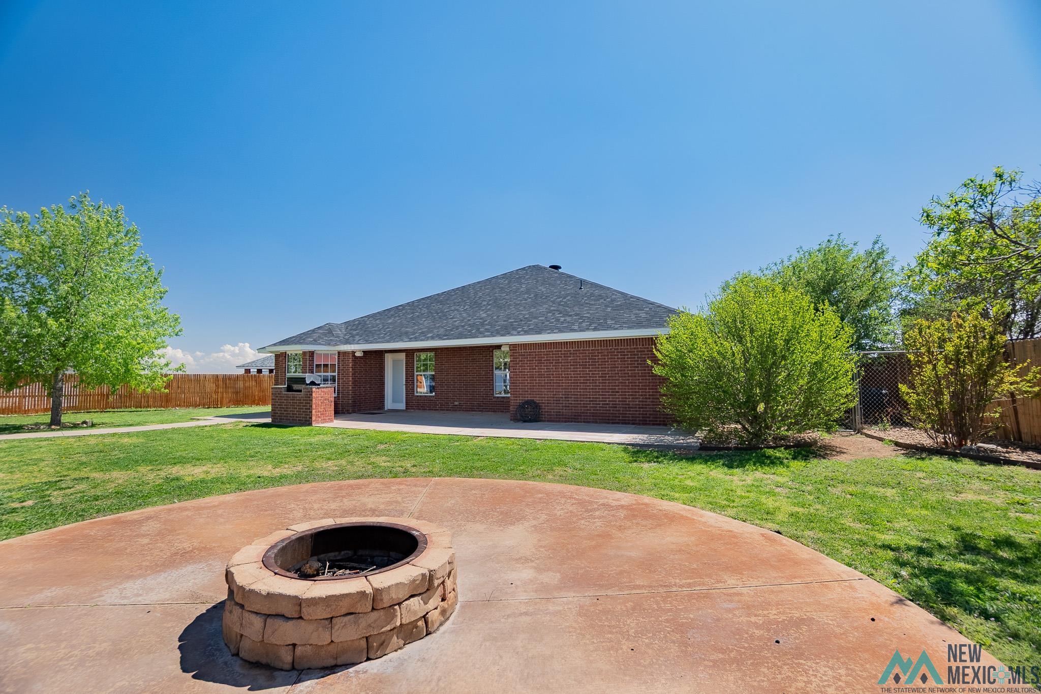 4432 Sandstone Drive, Clovis, Texas image 23