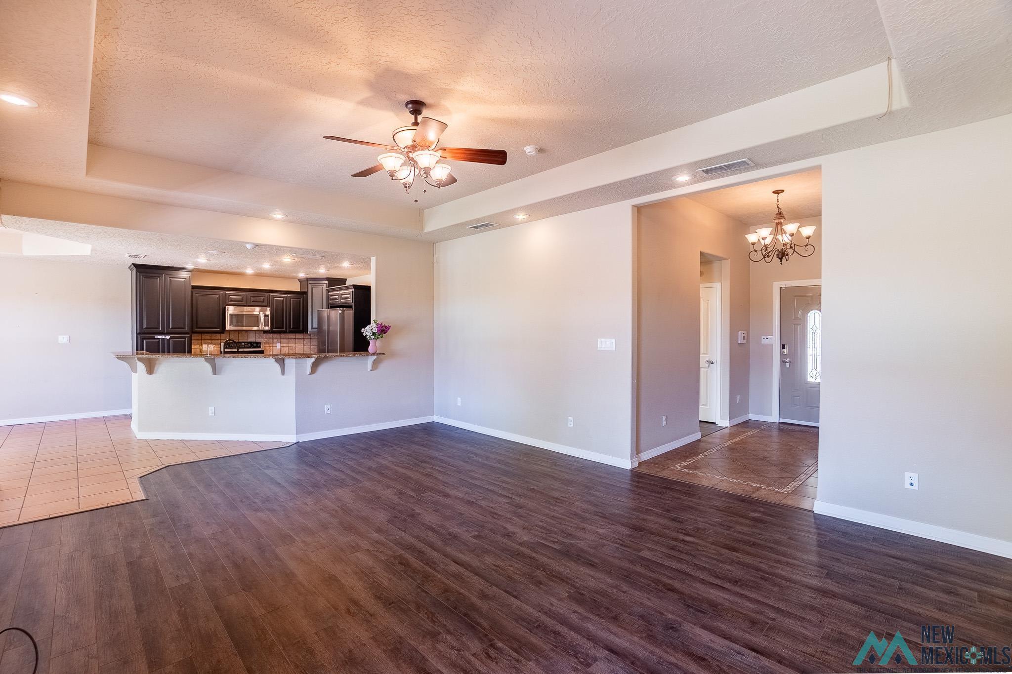 4432 Sandstone Drive, Clovis, Texas image 9
