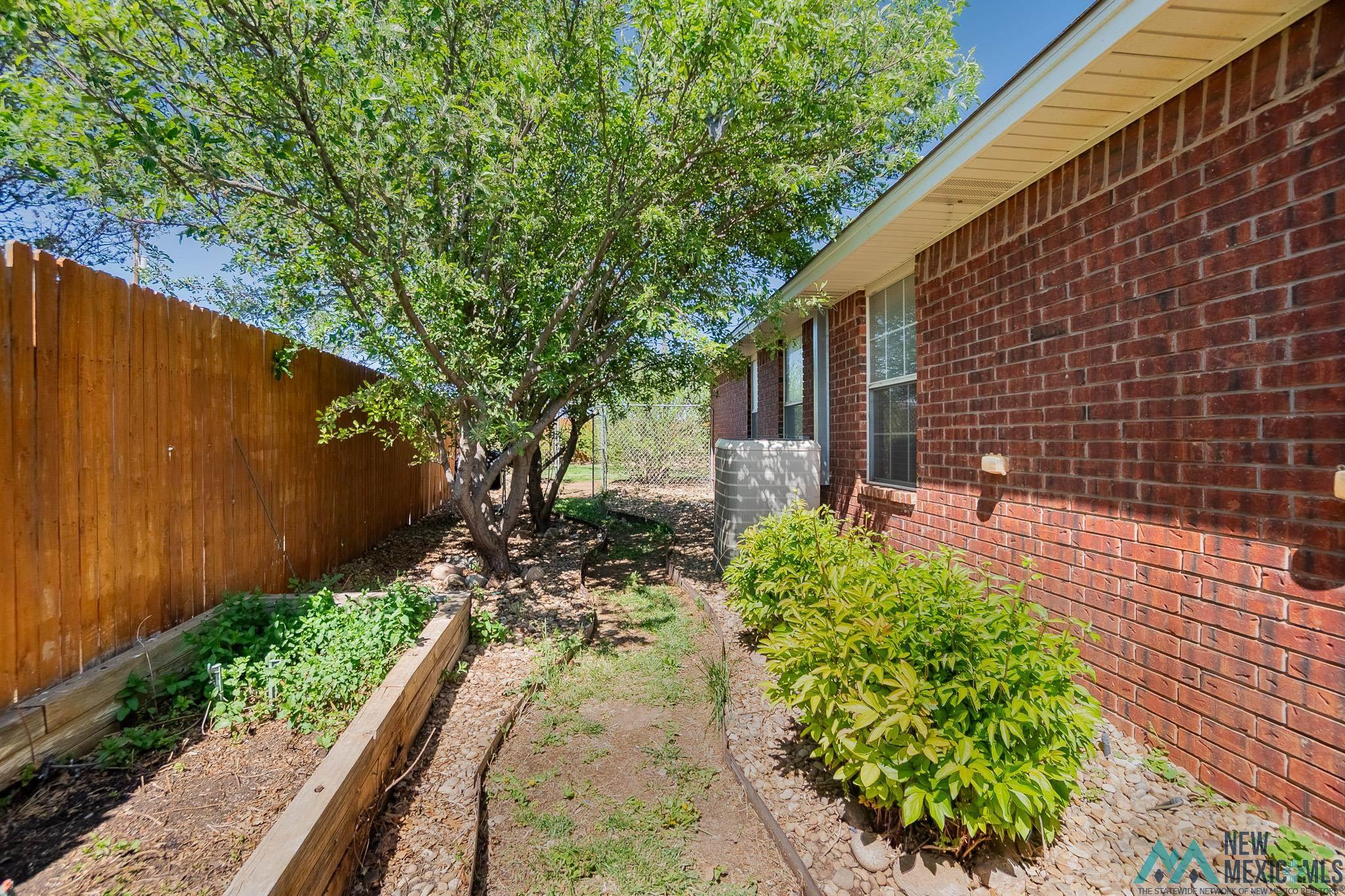 4432 Sandstone Drive, Clovis, Texas image 22