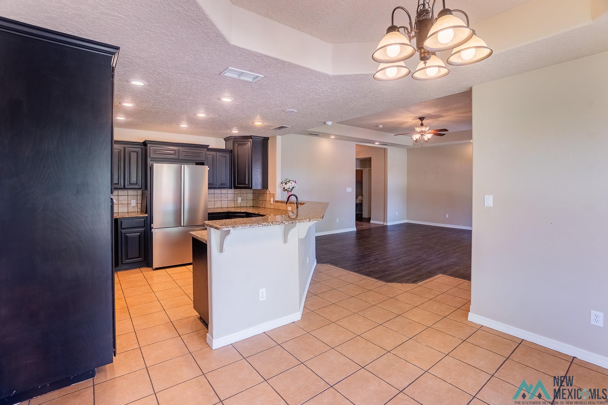 4432 Sandstone Drive, Clovis, Texas image 7