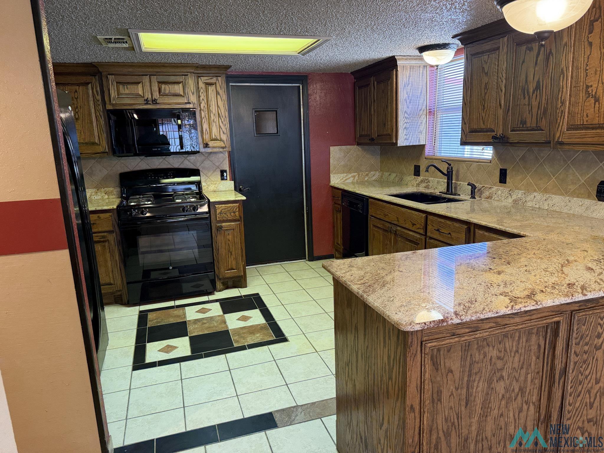 417 Merrill Drive, Clovis, Texas image 19
