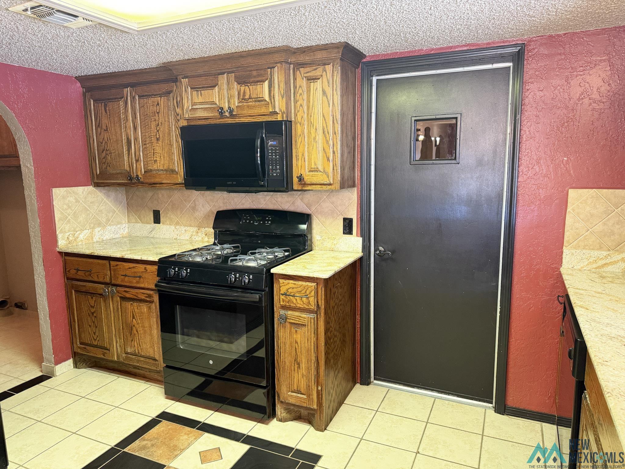 417 Merrill Drive, Clovis, Texas image 20