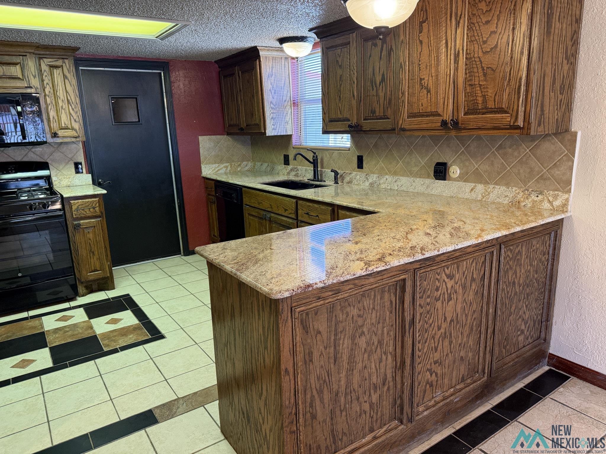 417 Merrill Drive, Clovis, Texas image 25