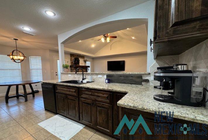 520 Almond Tree Lane, Clovis, New Mexico image 4